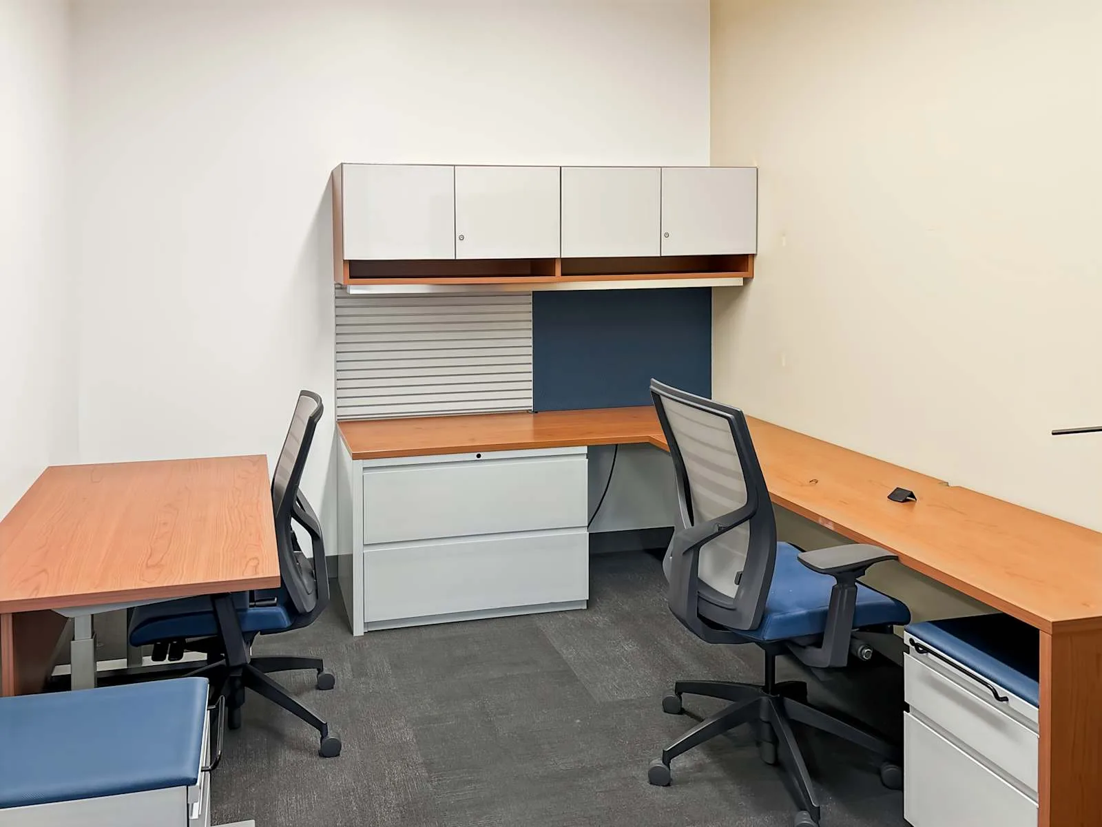 Regus IL, Rosemont - O'Hare - Higgins Rd, Private office, 2 desks, Rosemont, IL