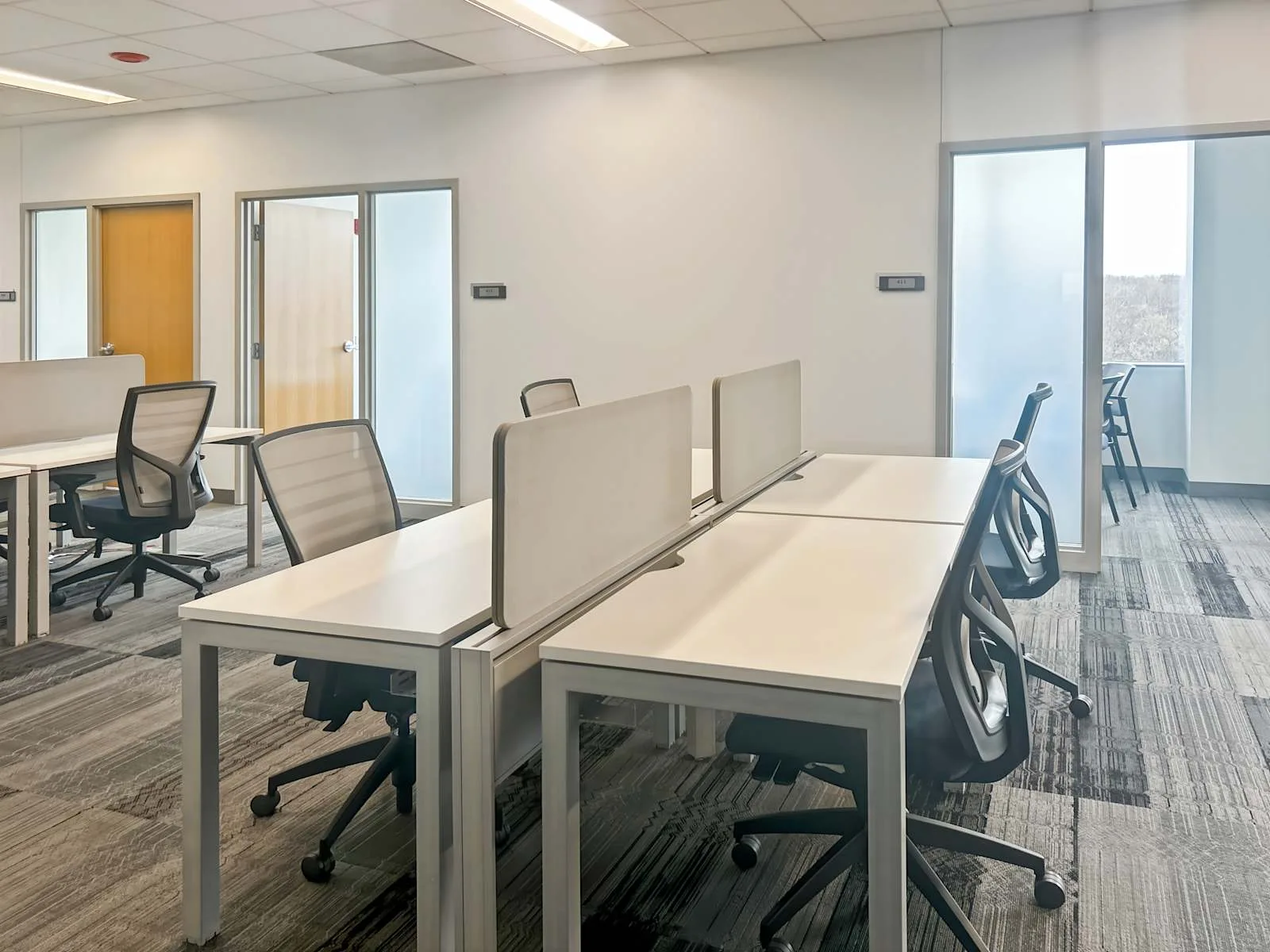 Regus IL, Rosemont - O'Hare - Higgins Rd, Open-plan office, Rosemont, IL