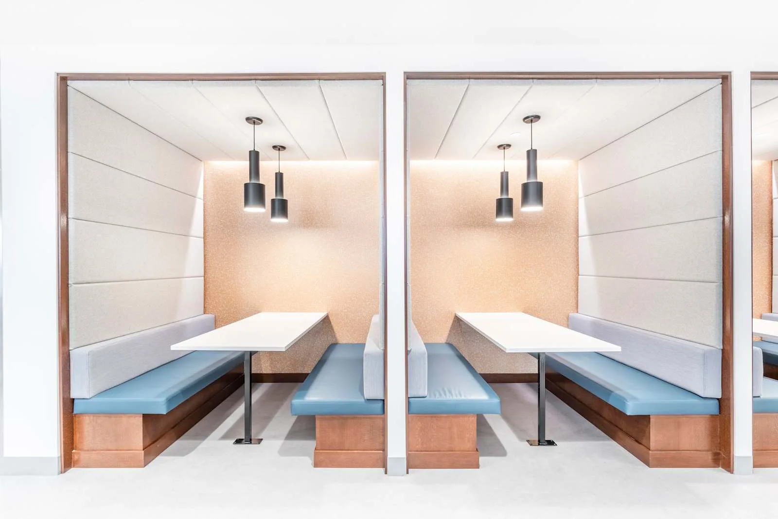 Regus IL, Rosemont - O'Hare - River Rd, Coworking space, Rosemont, IL