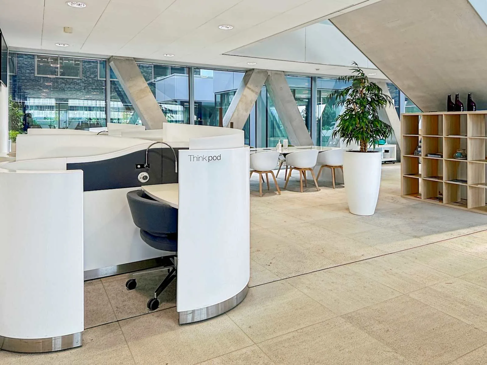Regus ROTTERDAM, Airport, Telefooncabine, Rotterdam