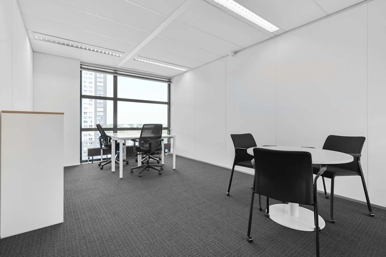 Regus ROTTERDAM, City Centre, Private office, 2 desks, Rotterdam