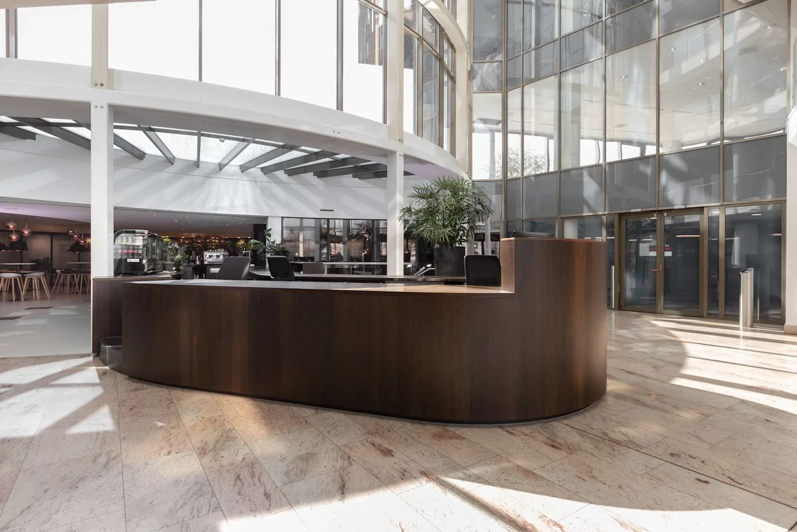 Regus Rotterdam, The Mark, Reception, Rotterdam