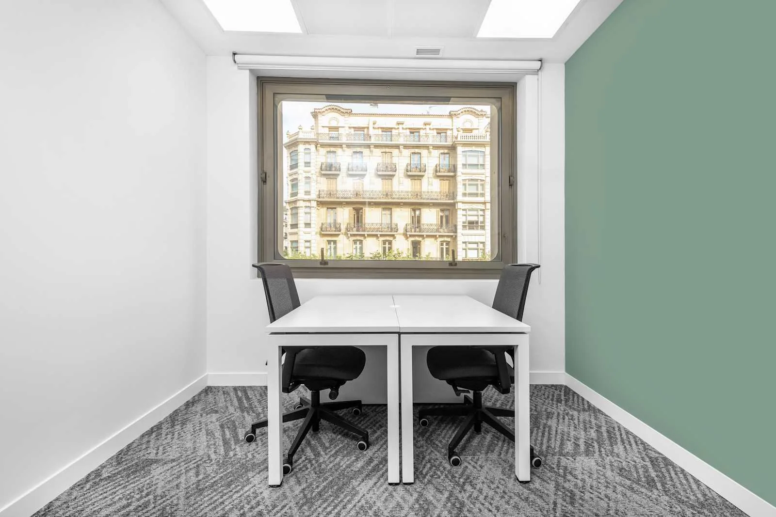 Regus San Sebastián, Avenida de la Libertad, Escritório privativo com 2 postos, San Sebastian