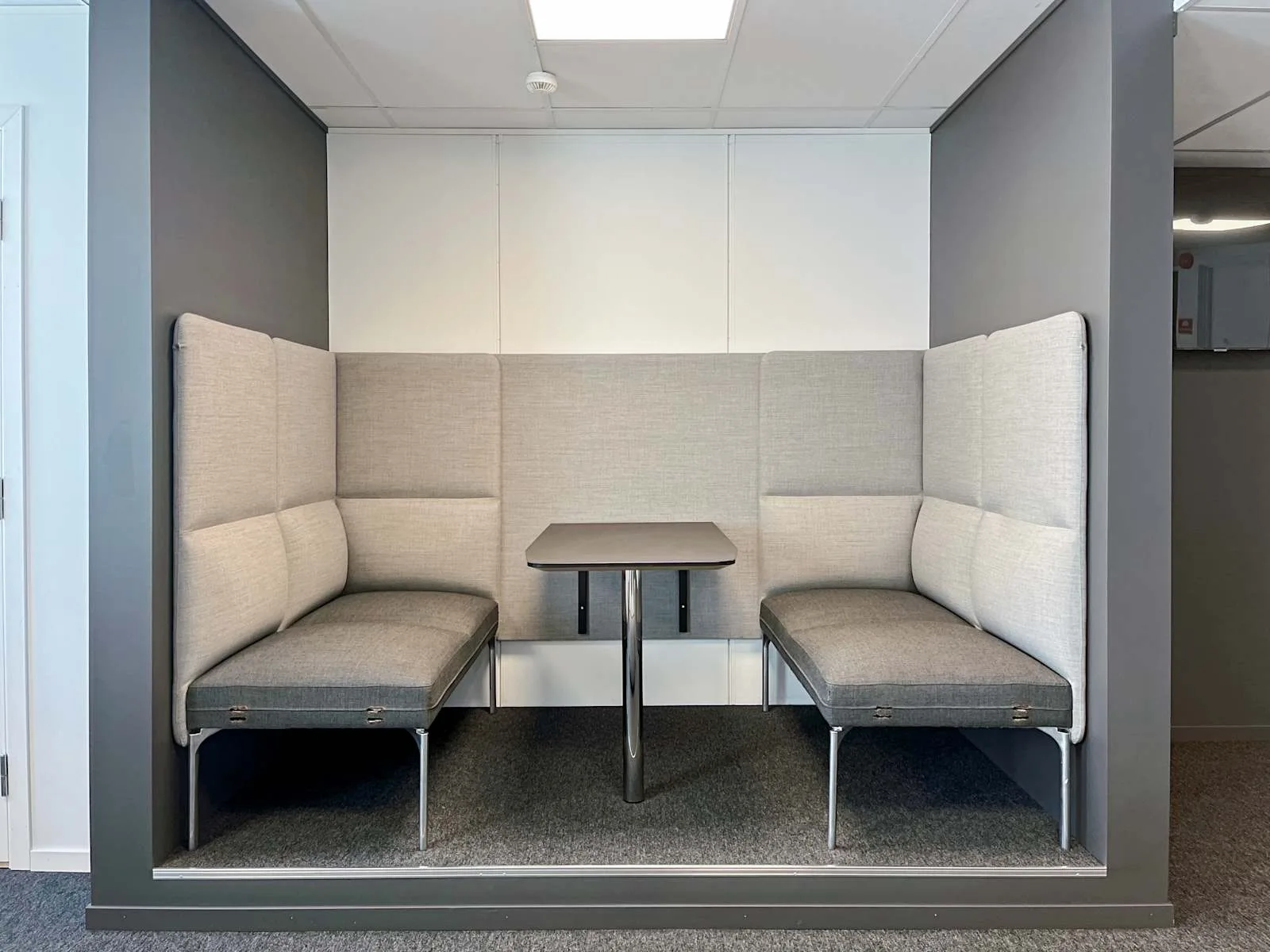 Regus Sandnes, Sømmegården, Telefonboks, Sandnes