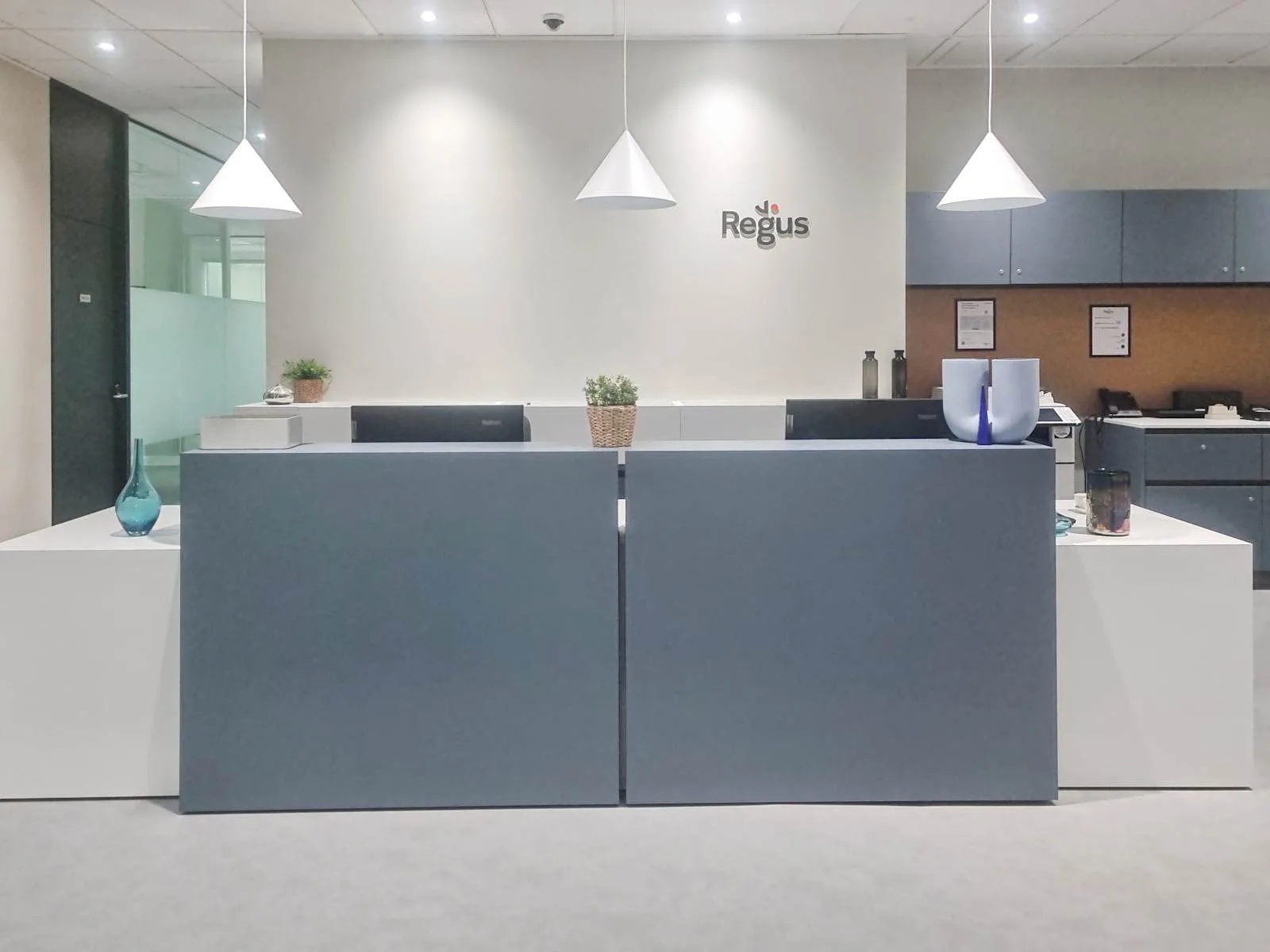 Regus Sant Cugat, Vallsolana, Réception, Sant Cugat del Vallès