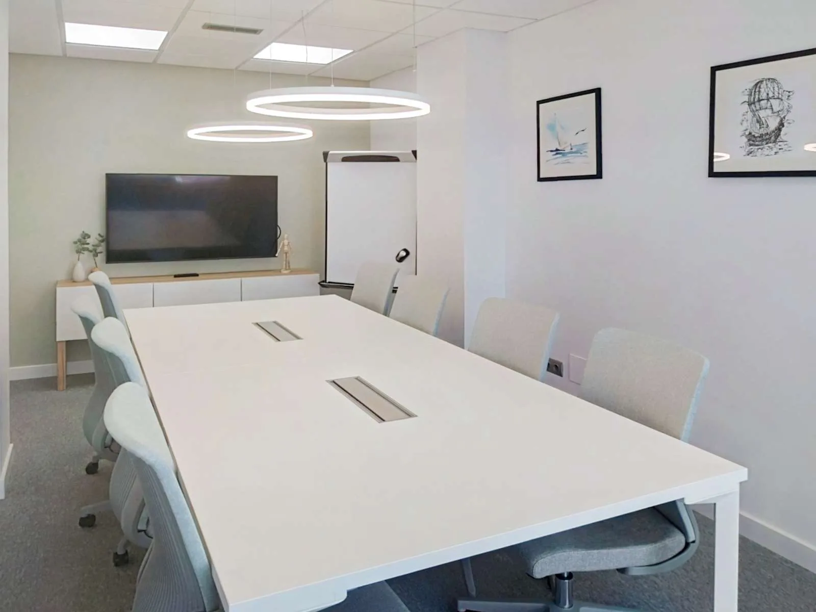 Regus Santander, Juan de Herrera, Meeting room for 8 people, Santander