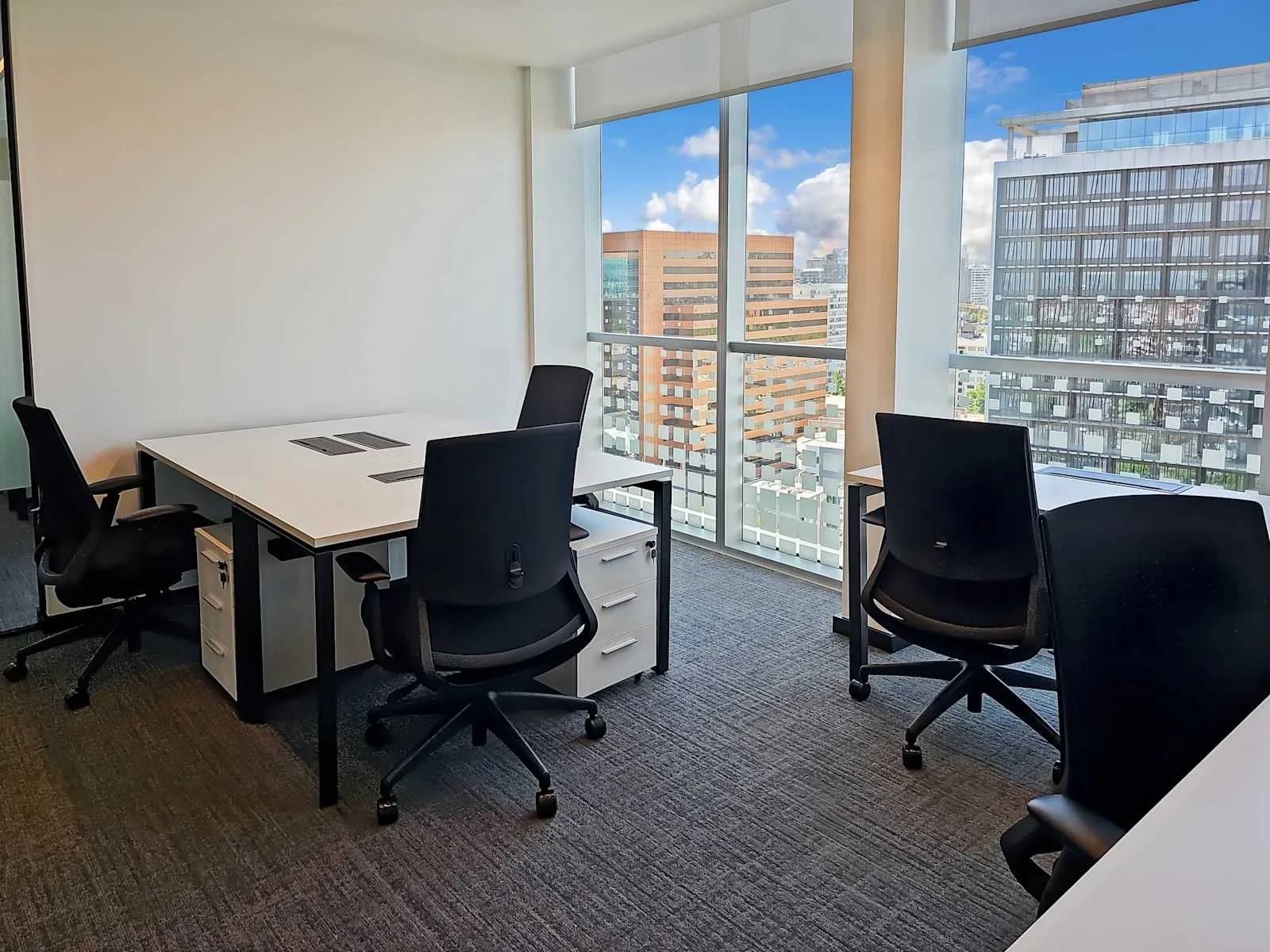 Regus Santiago, Rooftop Kennedy, Private office, 6 desks, Santiago
