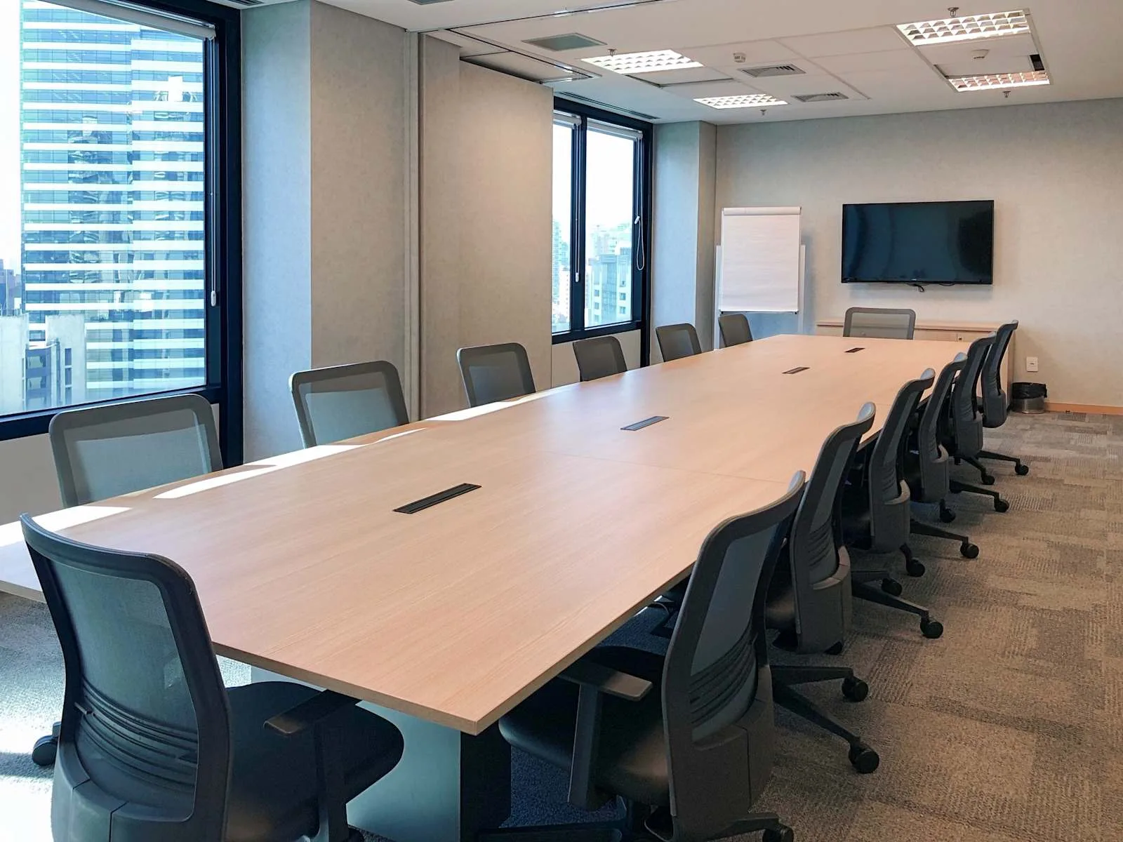 Regus SAO PAULO, Av Nacoes Unidas - Marginal Pinheiros - TNU, Meeting room for 14 people, São Paulo