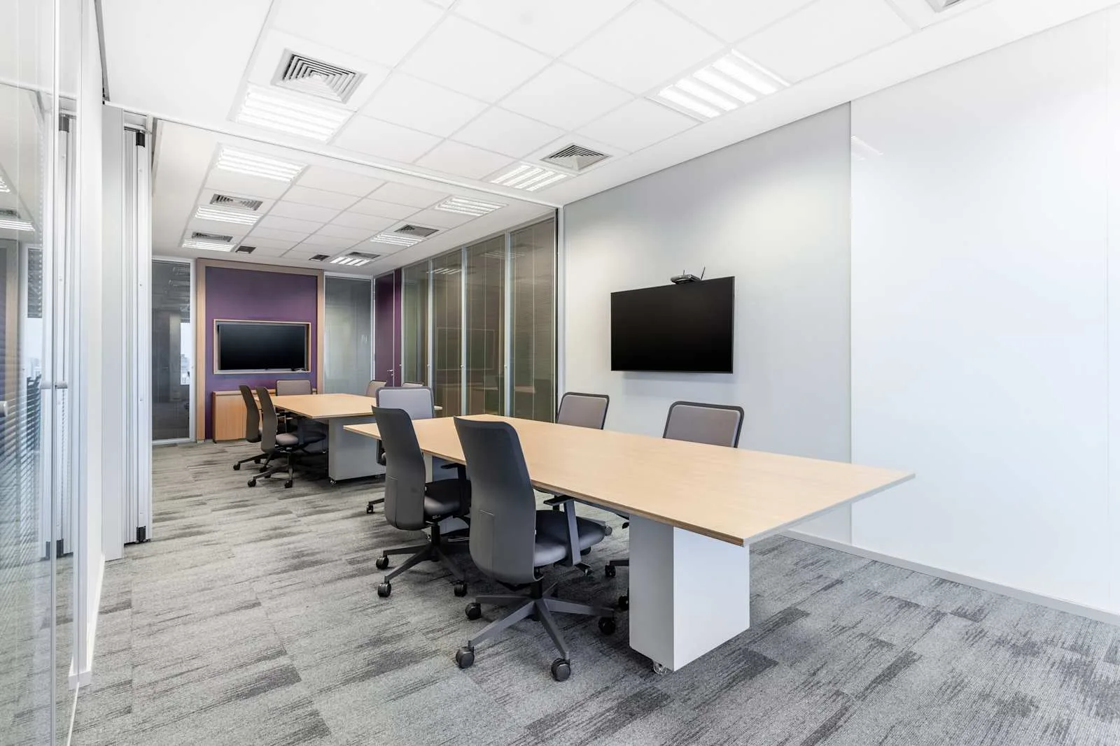 Regus SAO PAULO, Ez Tower - Morumbi - Nova Chucri Zaidan, Meeting room for 6 people, São Paulo