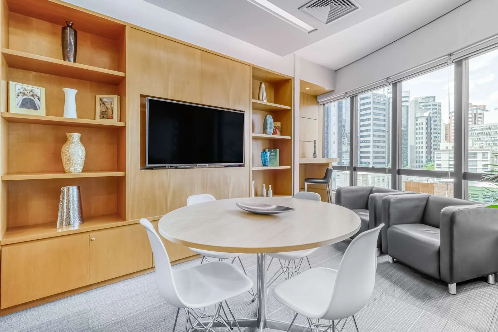 Regus SAO PAULO, Faria Lima - Av Cidade Jardim - Ed Seculum, Meeting room for 5 people, São Paulo