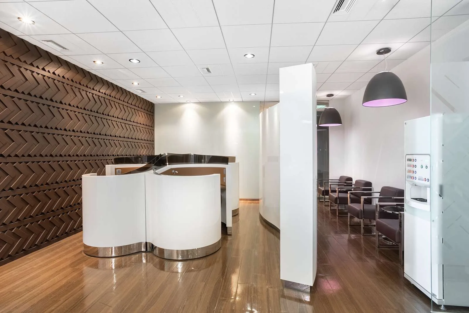 Regus SAPPORO, Kita Building, Reception, Sapporo