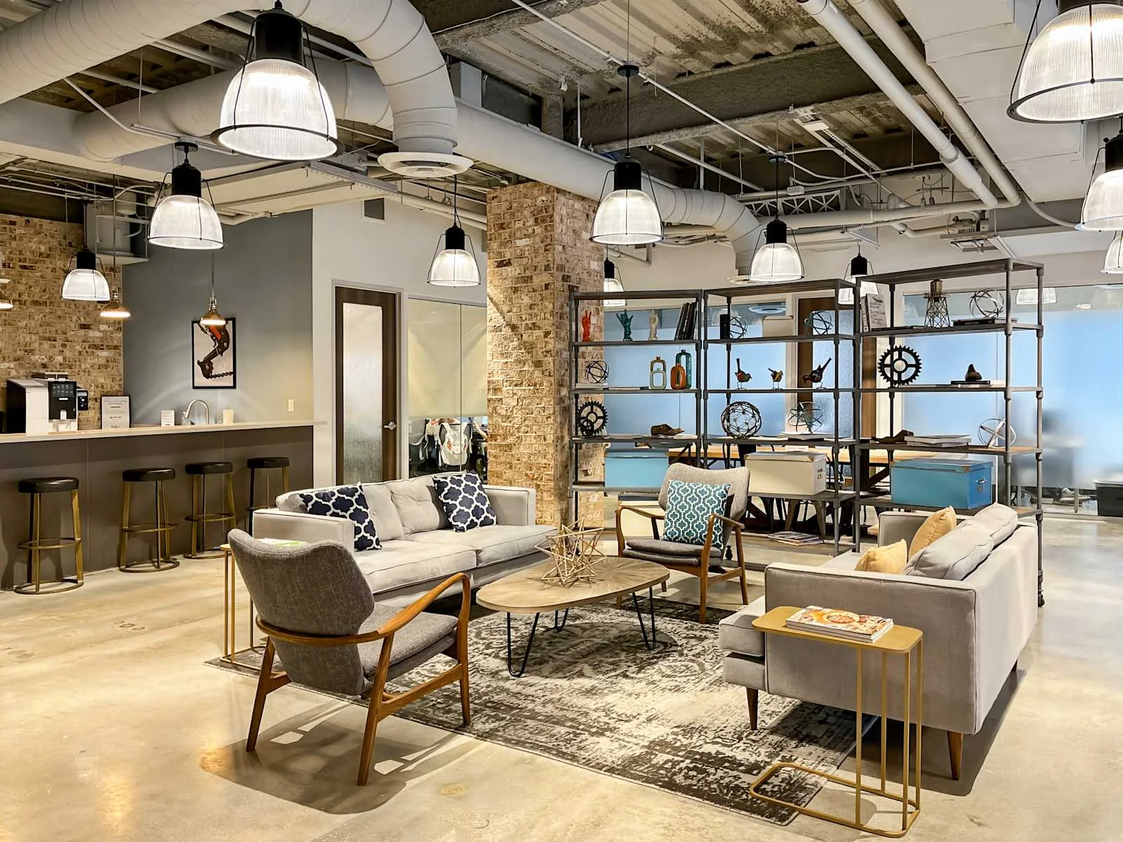 Regus SC, Charleston - Downtown Charleston, Lounge, Charleston, SC