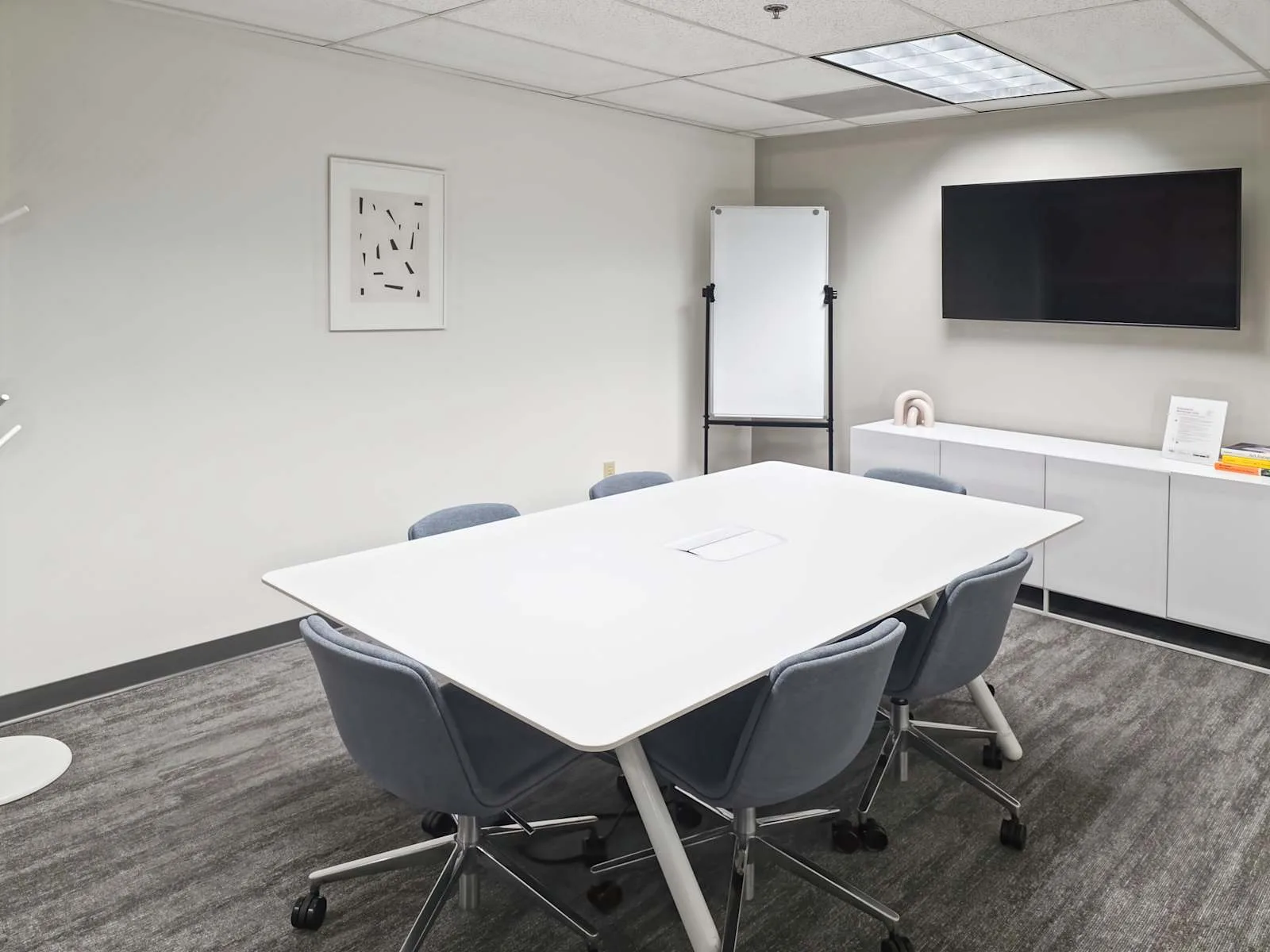 Regus SC, Columbia - Stoneridge Drive, Meeting room for 6 people, Columbia, SC