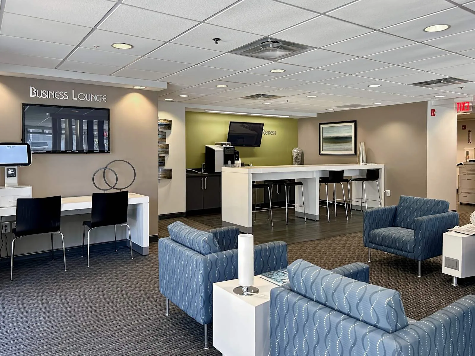 Regus SC, Mt. Pleasant - Gregorie Ferry Landing, Lounge, Mt. Pleasant, SC