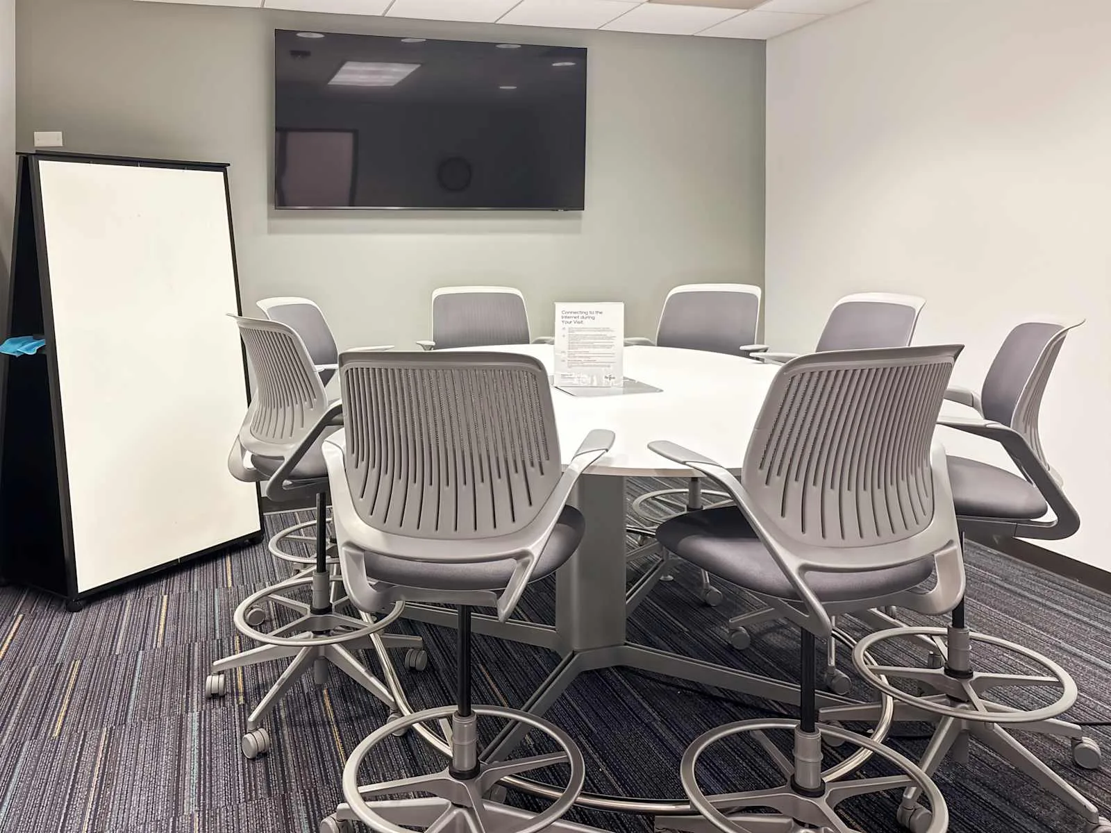 Regus IL, Schaumburg - McConnor Pkwy, Meeting room for 8 people, Schaumburg, IL