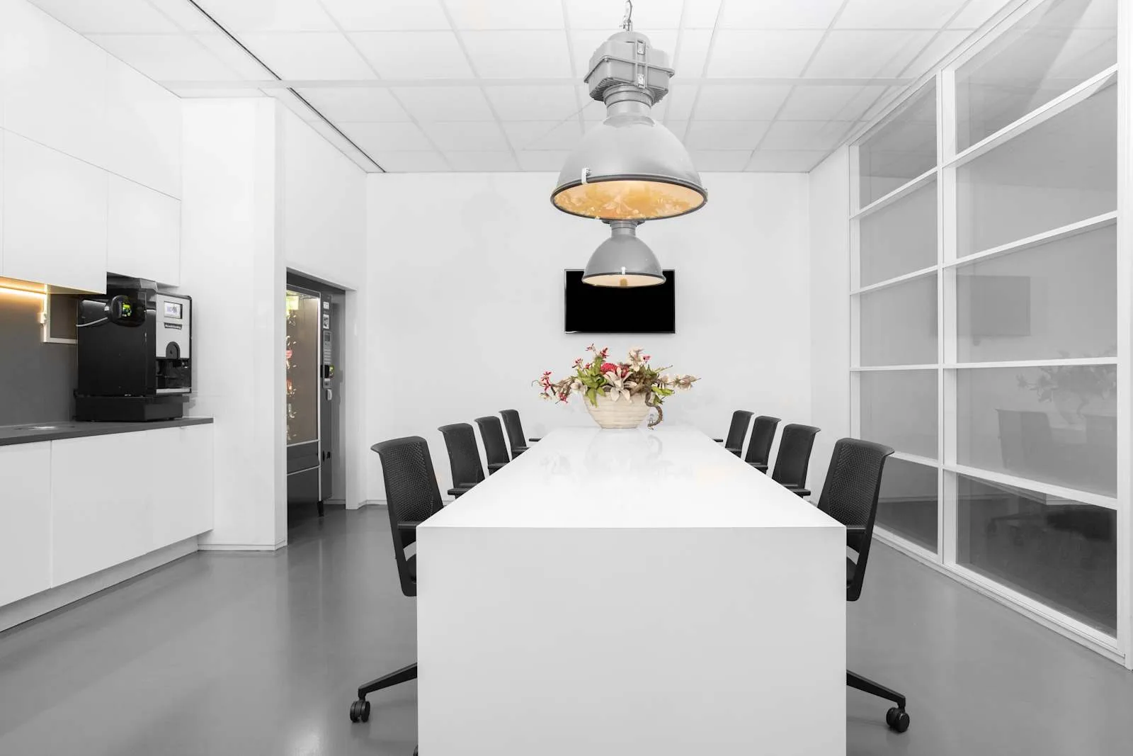 Regus SCHIPHOL, Rijk, Salle de réunion 8 personnes, Schiphol