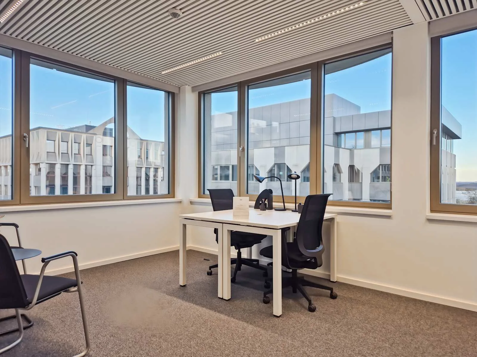 Regus Senningerberg, Luxembourg Airport Moonar, Private office, 4 desks, Senningerberg