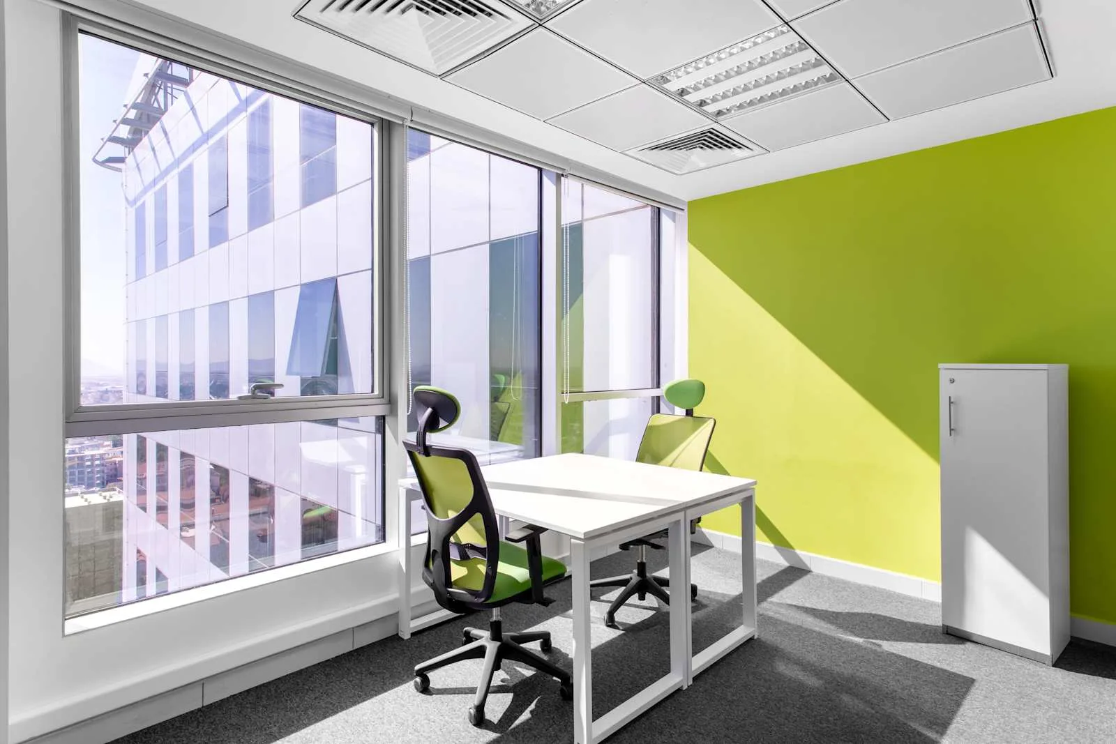 Regus SETIF, Park-Mall Centre، مكتب خاص بمحطتي عمل، Setif
