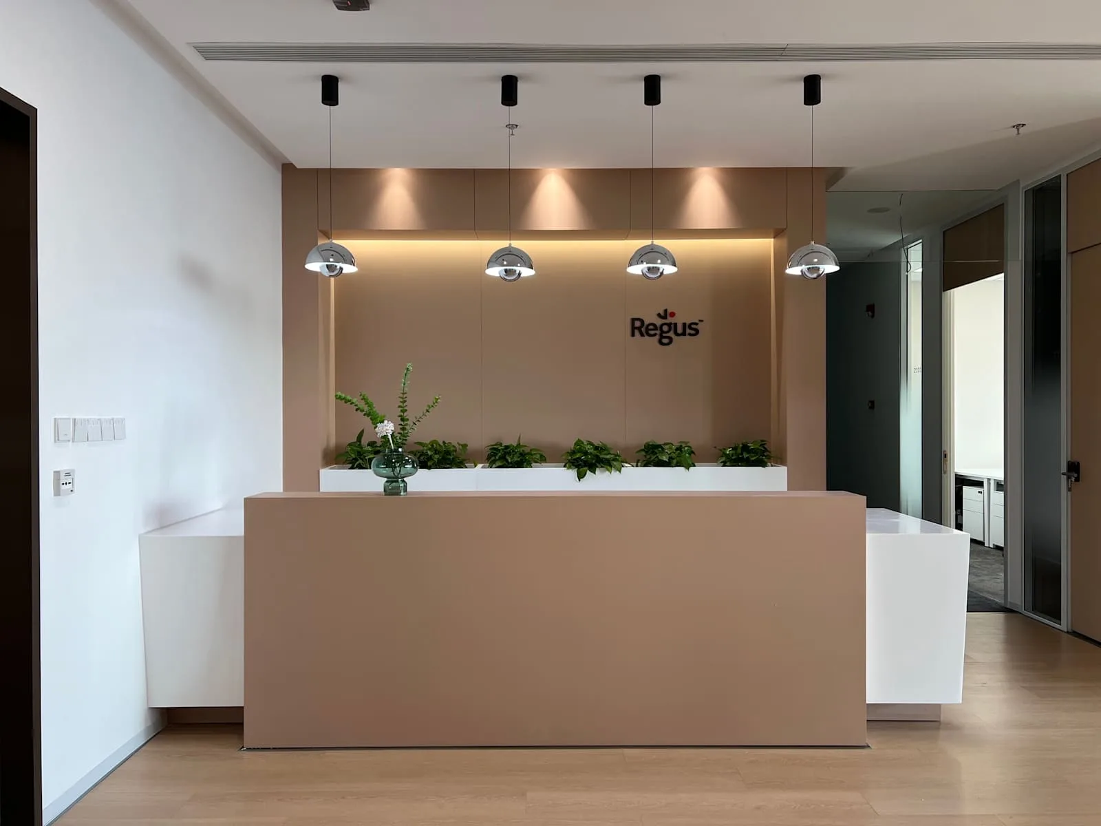 Regus Shanghai, Changfeng Centre、前台、上海市
