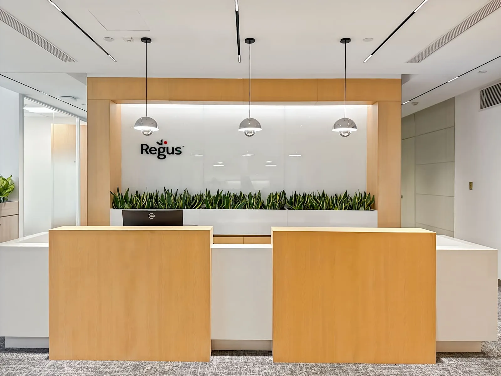 Regus Shanghai, Hongqiao Vanke Center、前台、上海市