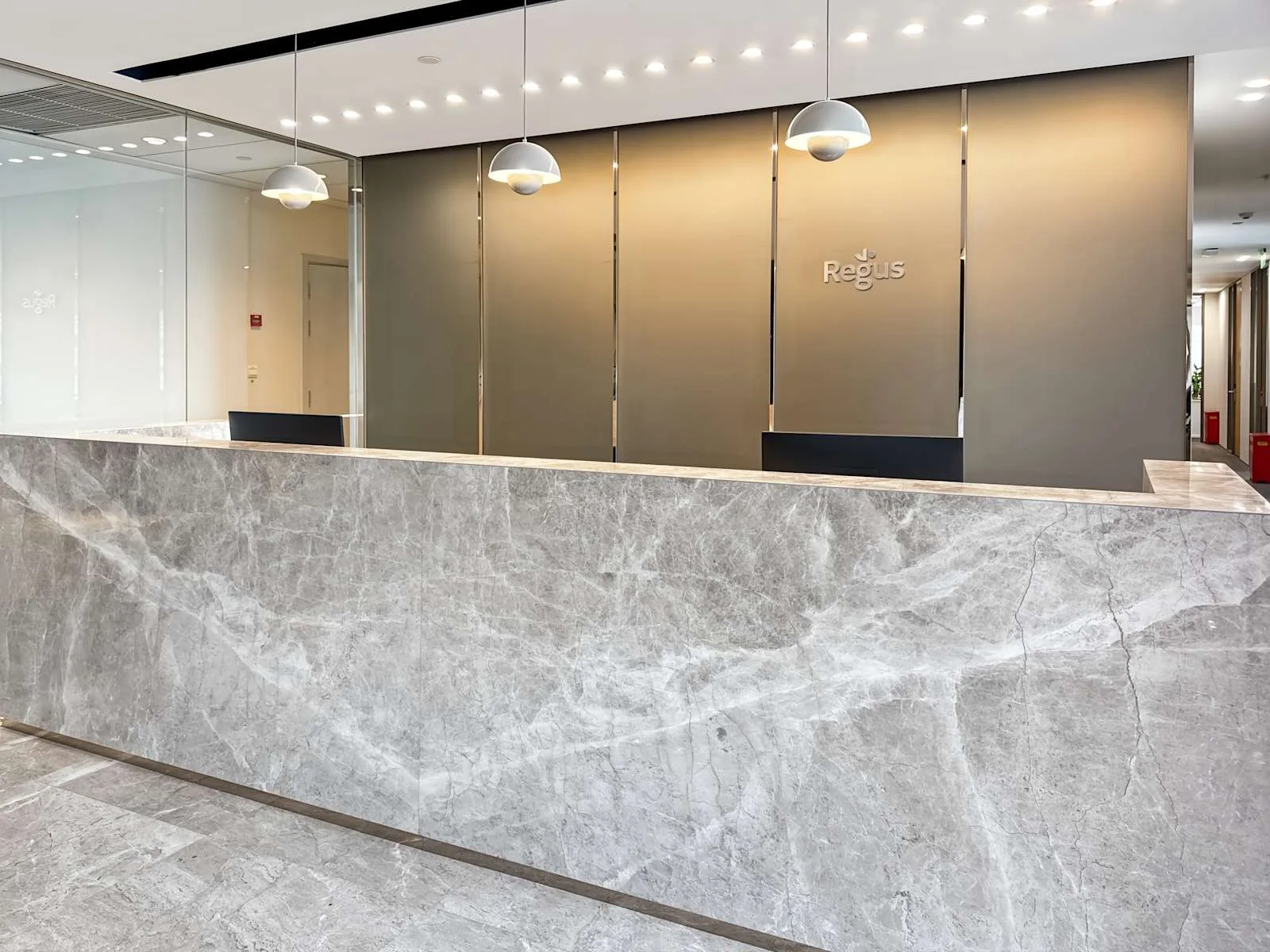 Regus SHANGHAI , Raffles City Changning, Reception, Shanghai