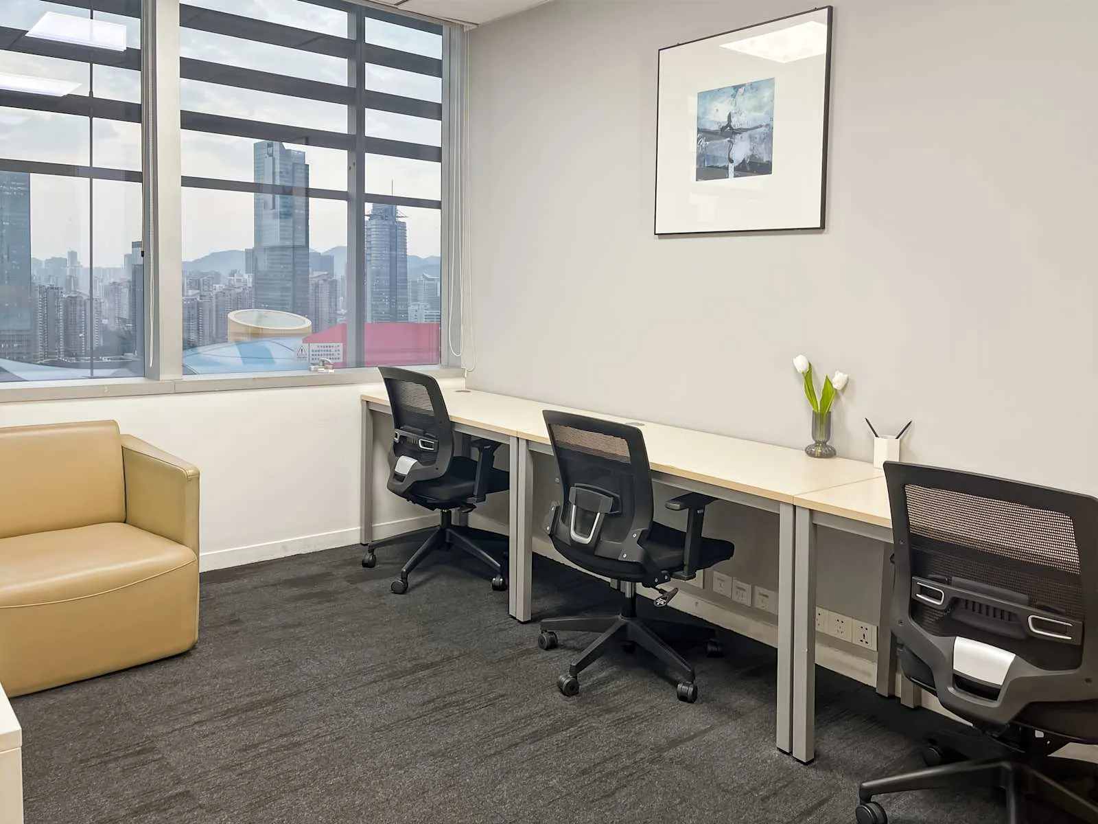 Regus SHENZHEN, Futian Anlian, Private office, 3 desks, Shenzhen