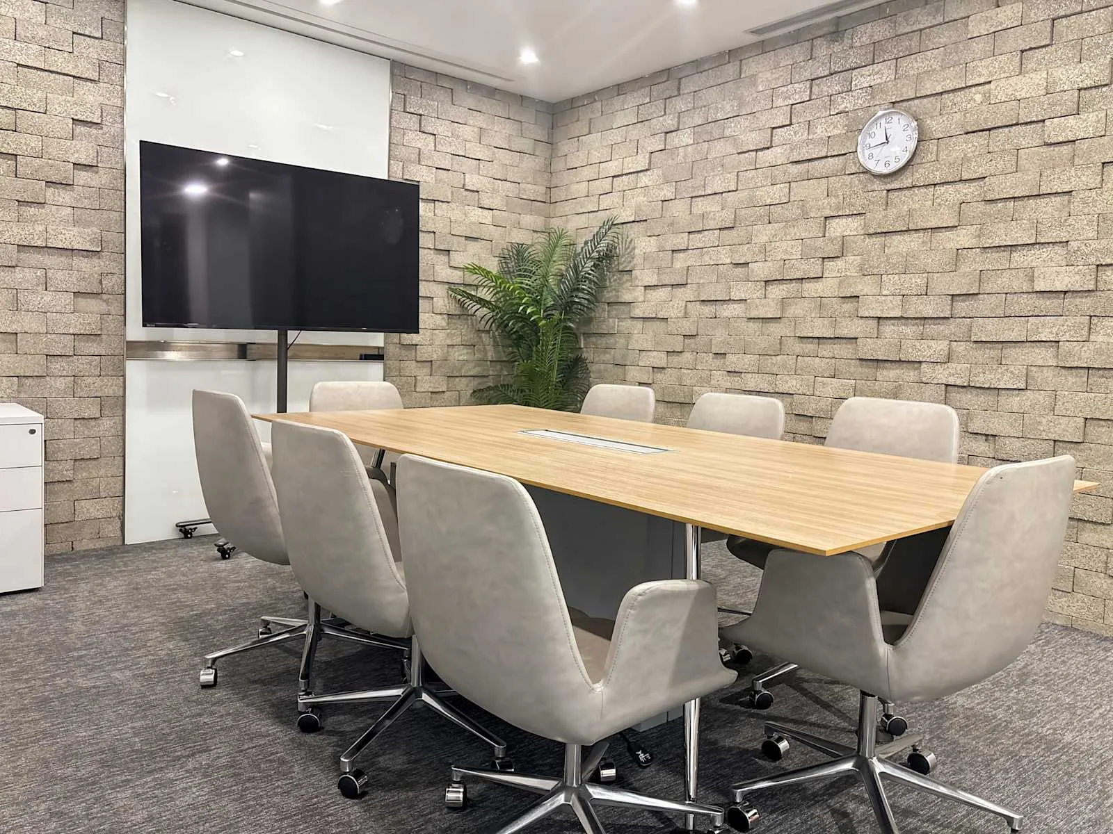 Regus SHENZHEN, Futian NEO、8人会议室、深圳市