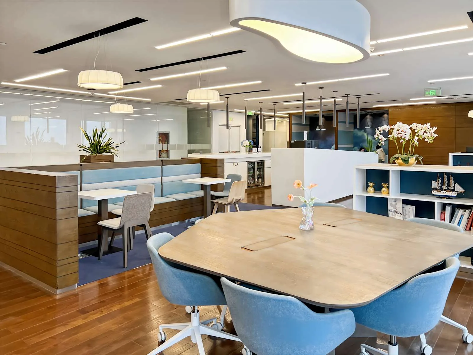 Regus SHENZHEN, Ping An International Finance Centre, Cafeteria, Shenzhen