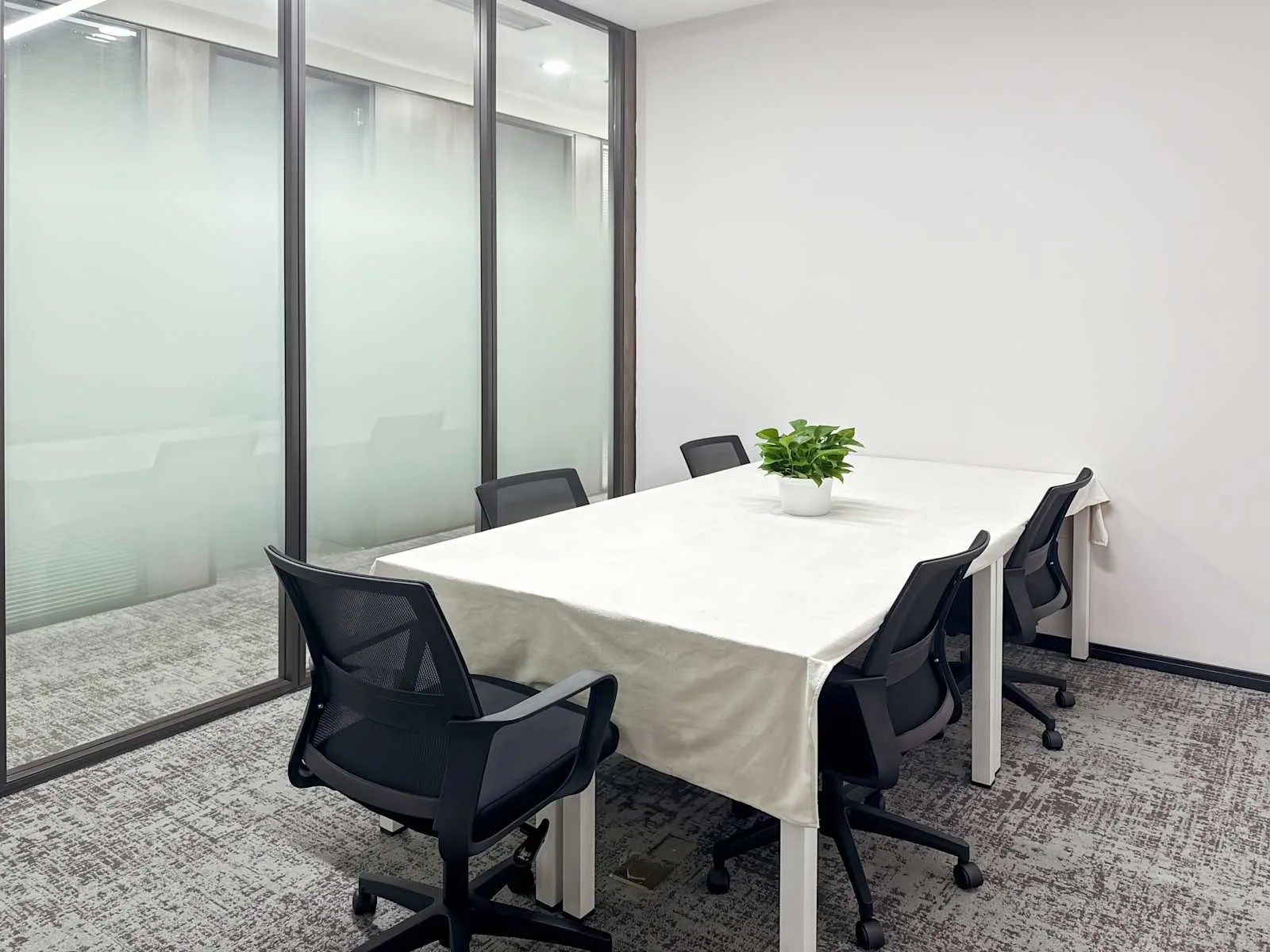 Regus Shenzhen, Qianhai HOP International、5人会议室、深圳市