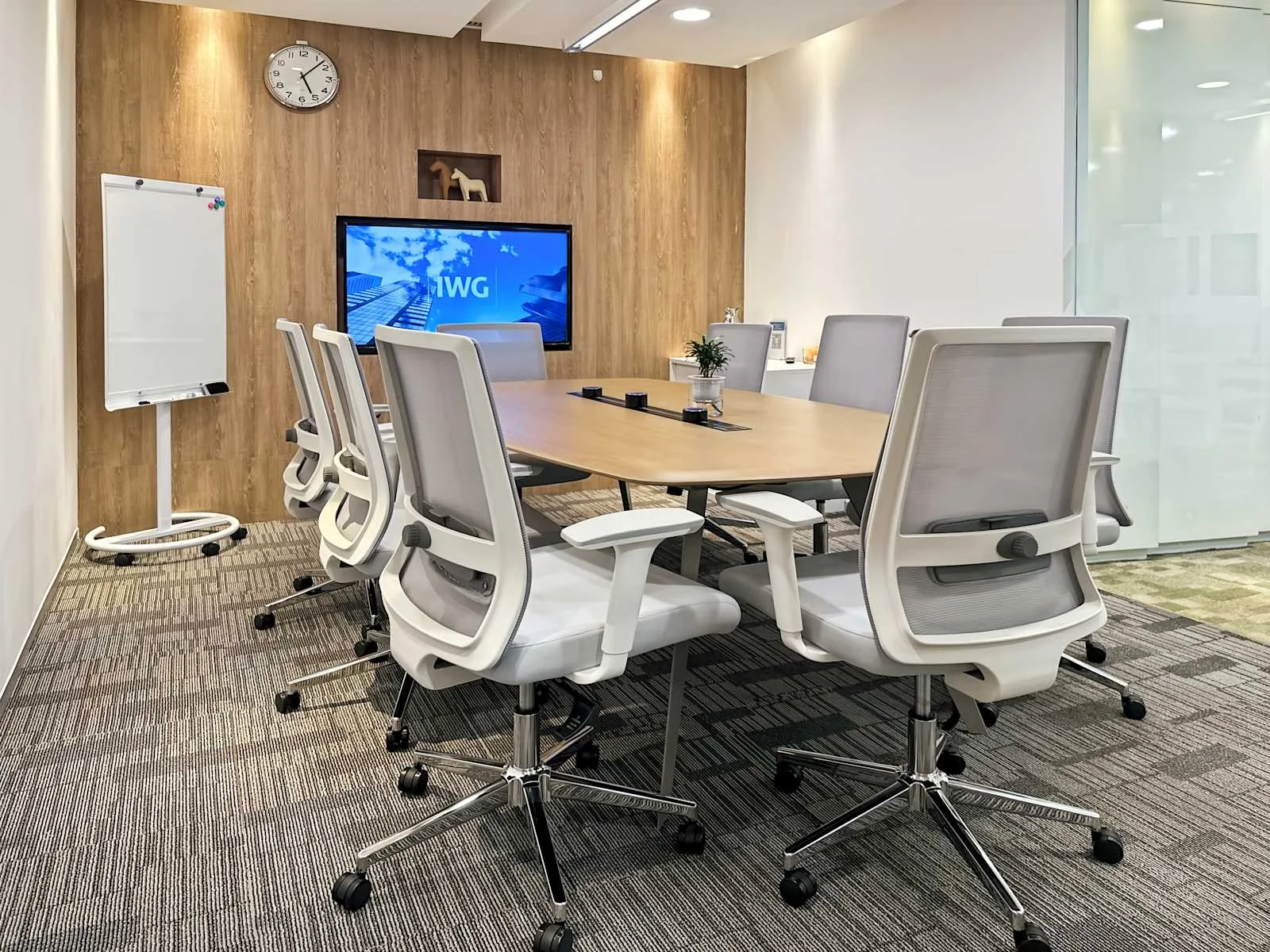 Regus SHENZHEN, Times Financial Centre、8人会议室、深圳市