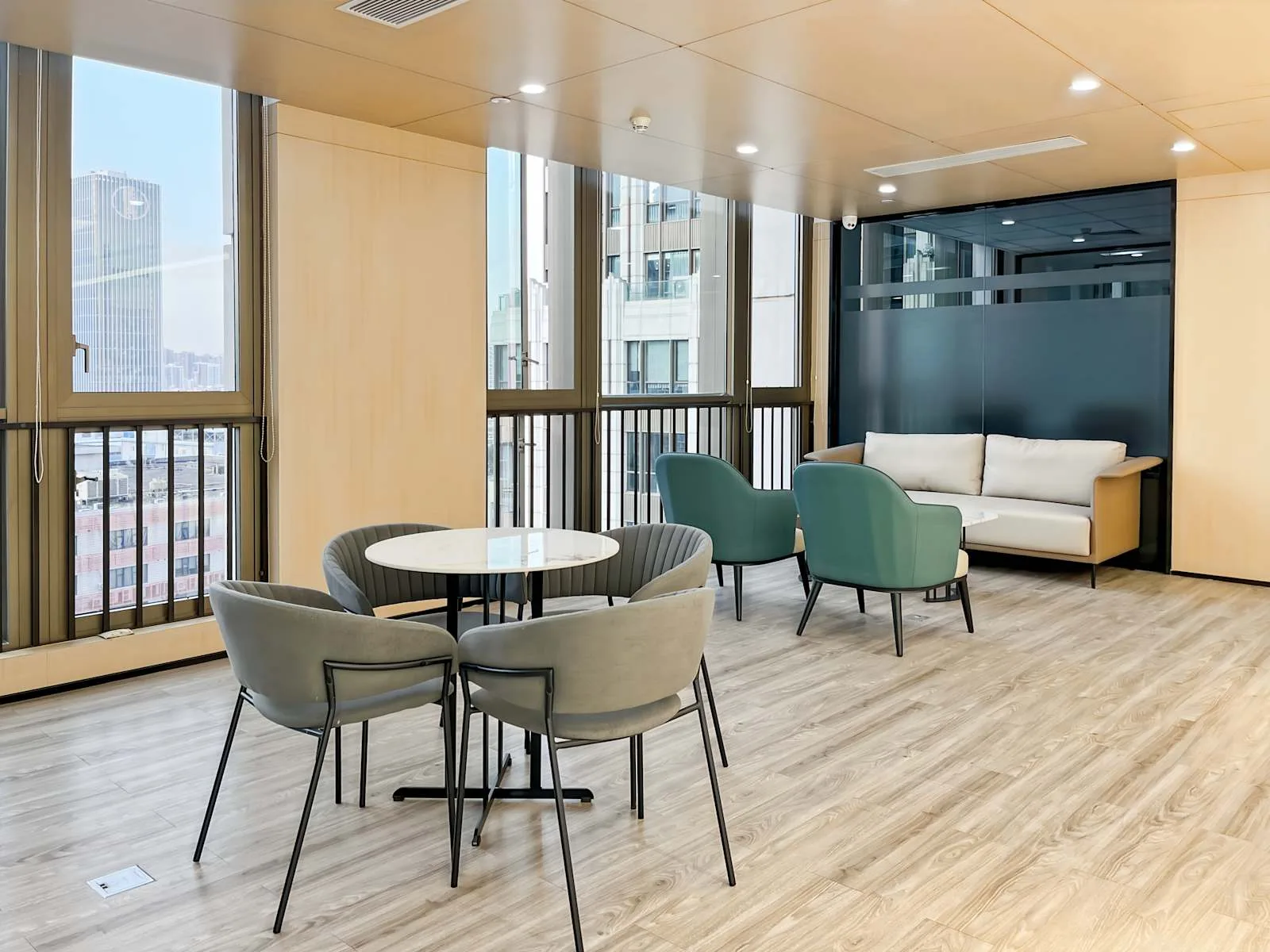 Regus Shenzhen, Yongxinhui Tower 1, Lounge, Shenzhen