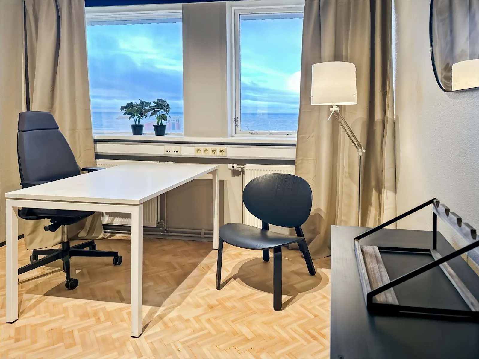 Regus Skagaströnd, Private office, 1 desk, Skagaströnd