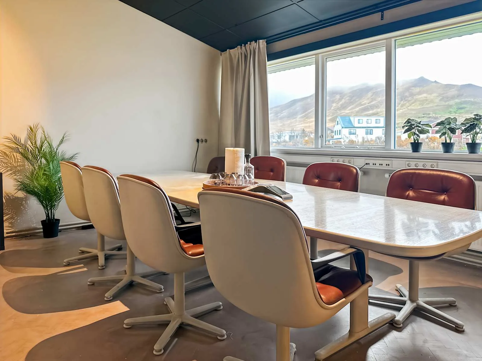 Regus Skagaströnd, Meeting room for 8 people, Skagaströnd