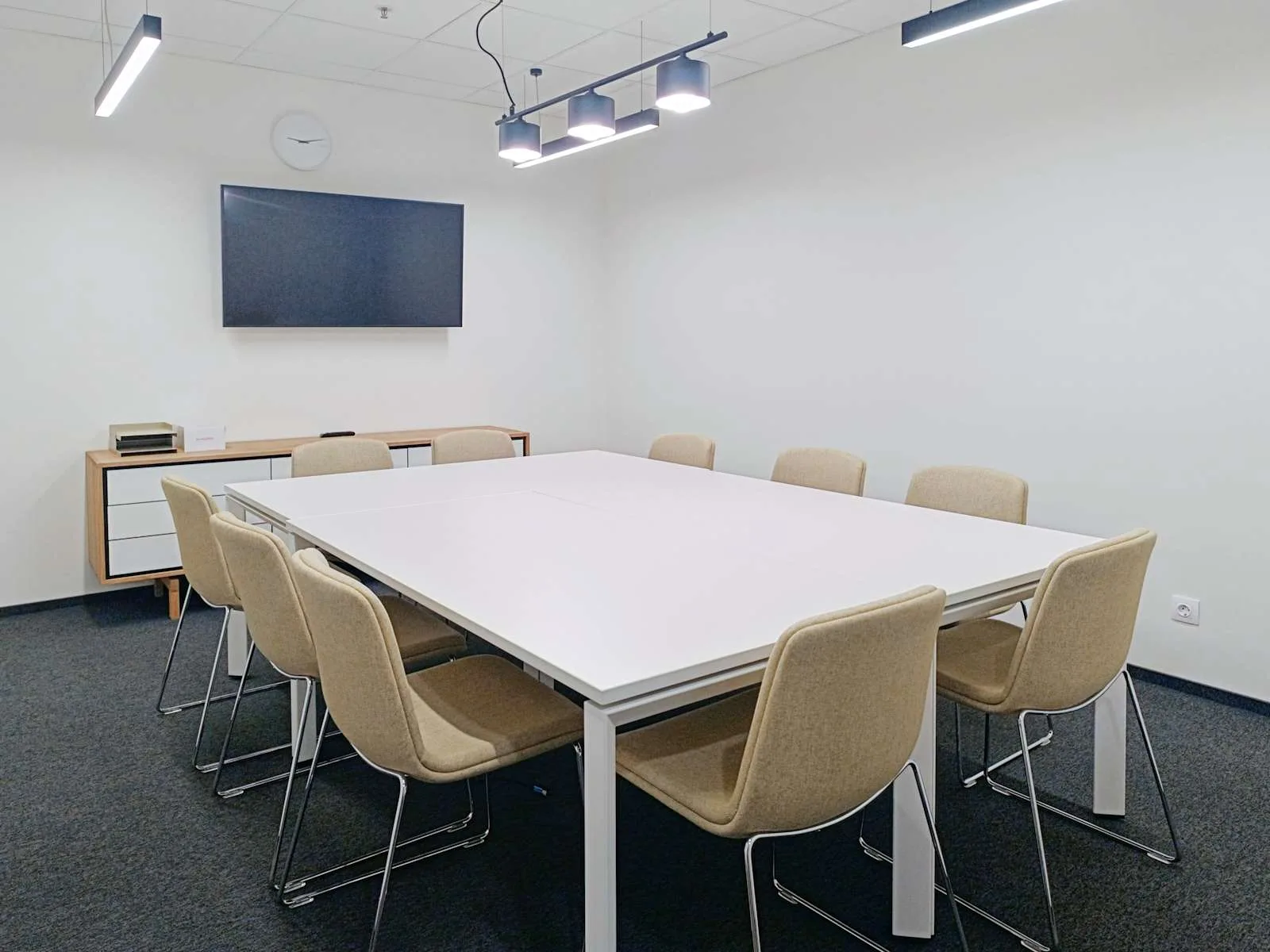 Regus Sofia, BSR 1 (EUR), Meeting room for 10 people, Sofia