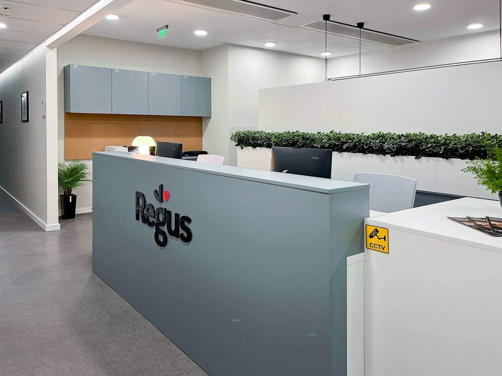 Regus Sofia, Christopher Columbus (EUR), Рецепция, Sofia