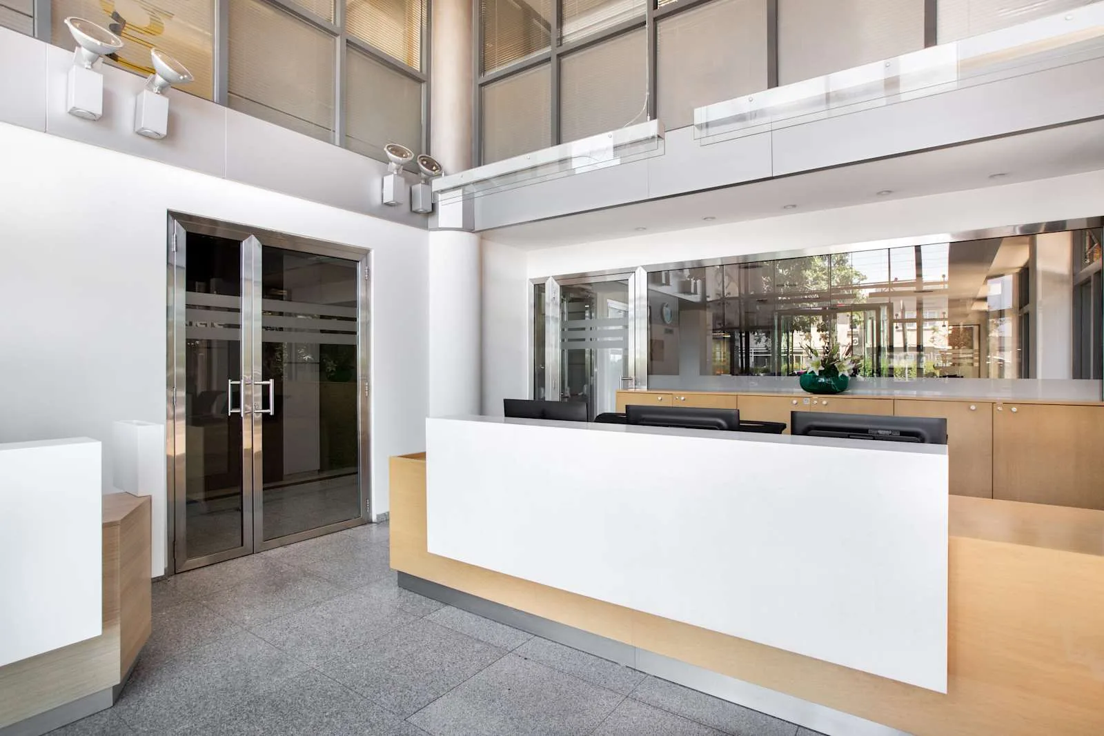 Regus SOFIA, City West (EUR), Рецепция, Sofia