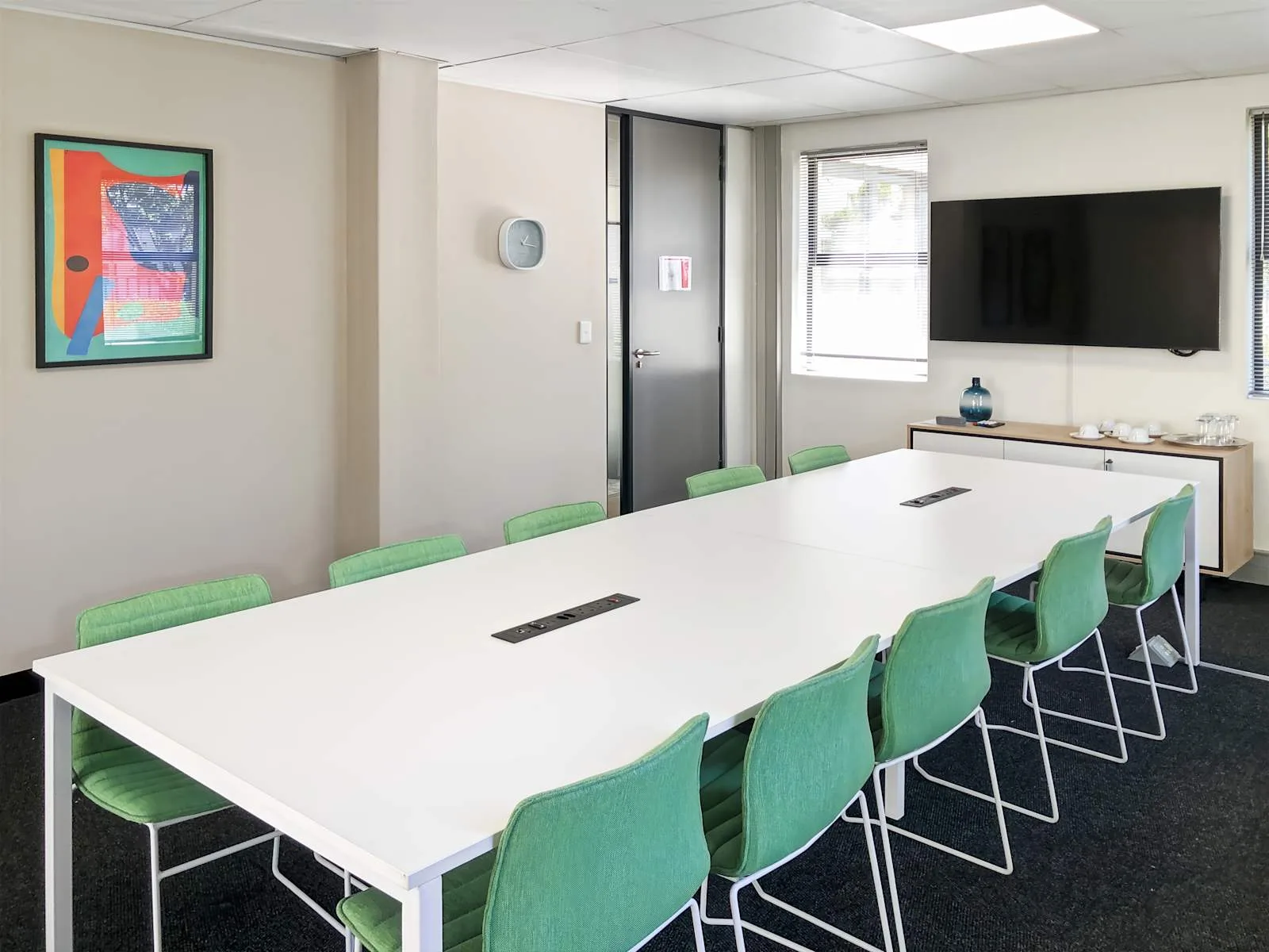 Regus Somerset West, Links Office Park, Meeting room for 10 people, Paarl