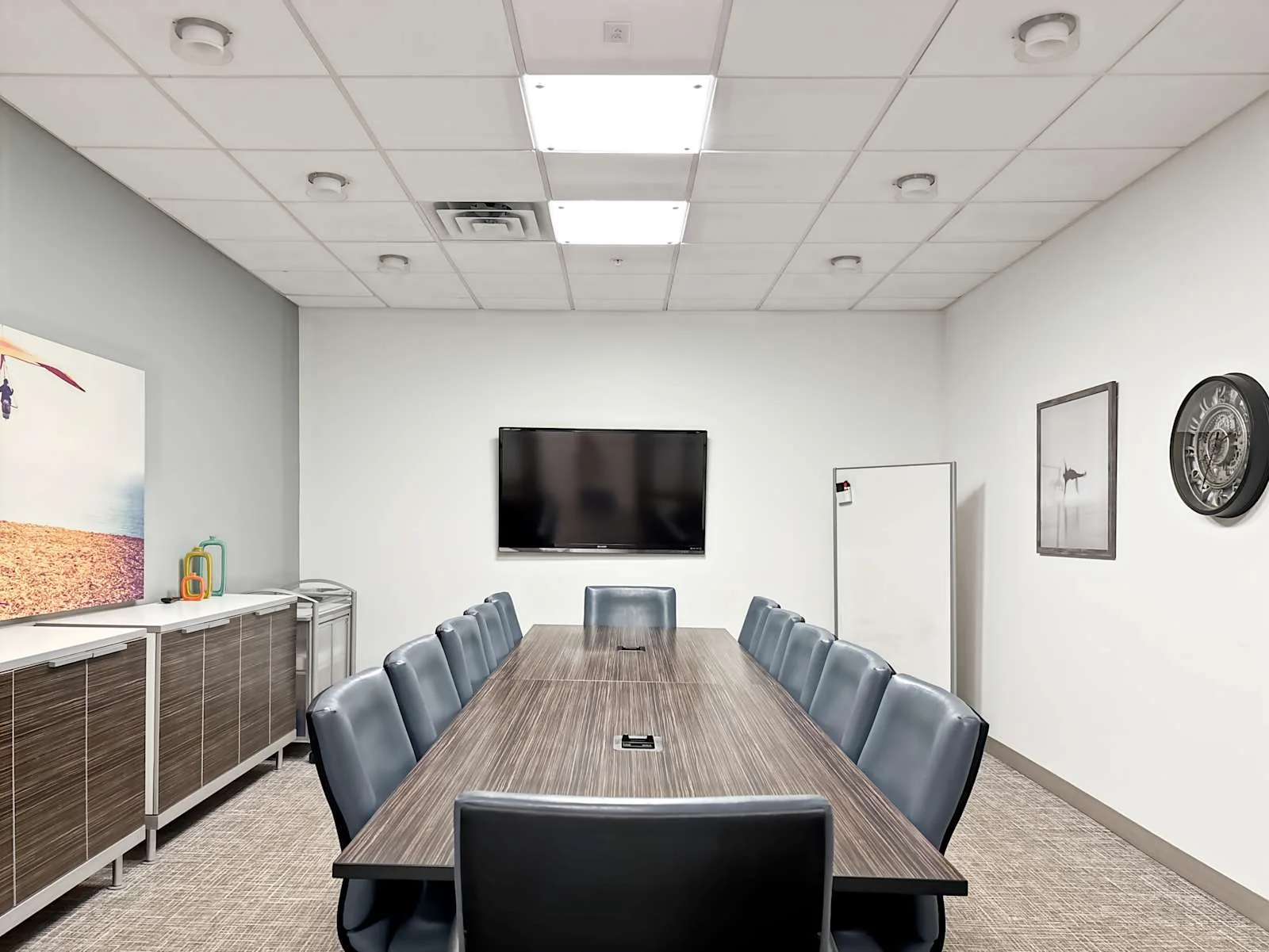 Regus IN, South Bend - South Bend, Meeting room for 12 people, South Bend, IN