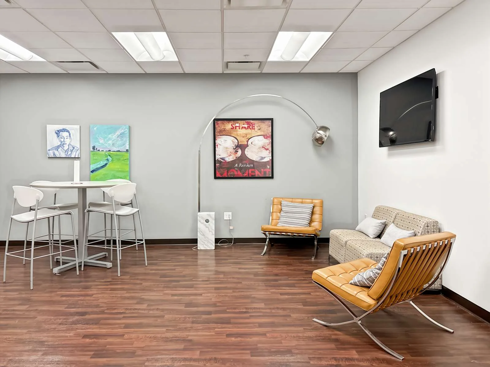 Regus IN, South Bend - South Bend, Lounge, South Bend, IN