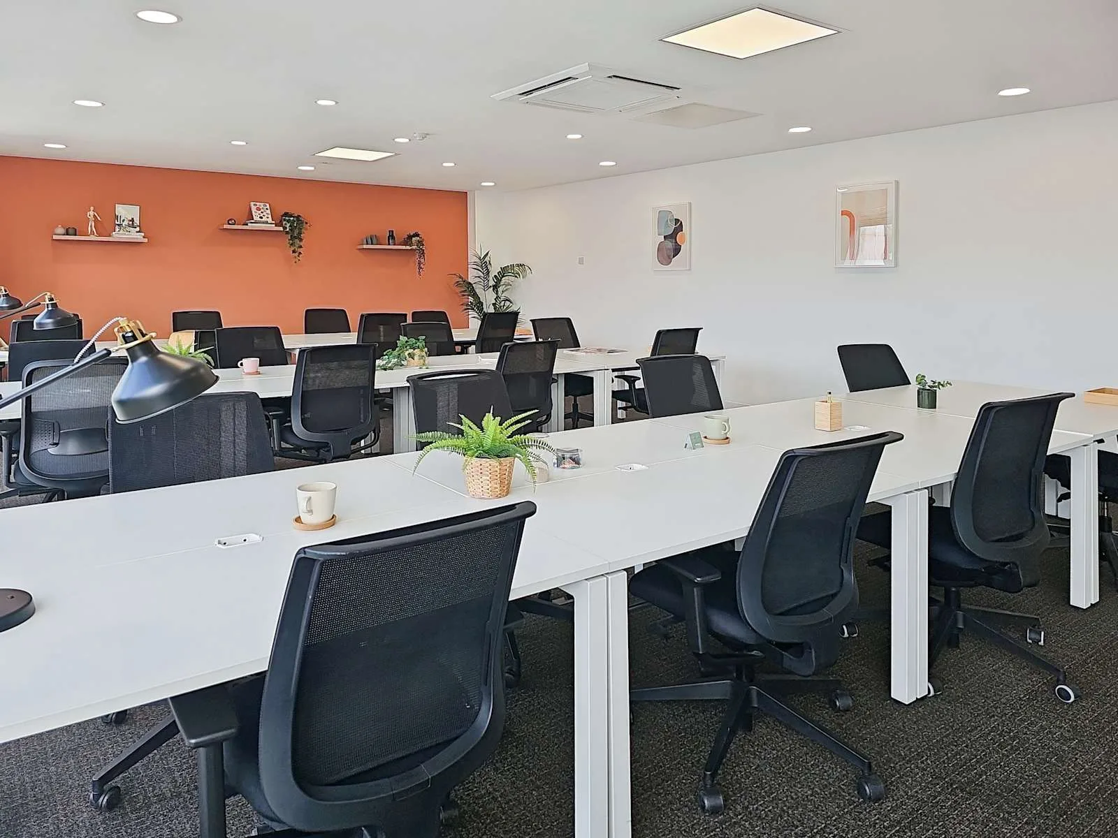 Regus SOUTHAMPTON, Airport, Open-plan office, Southampton