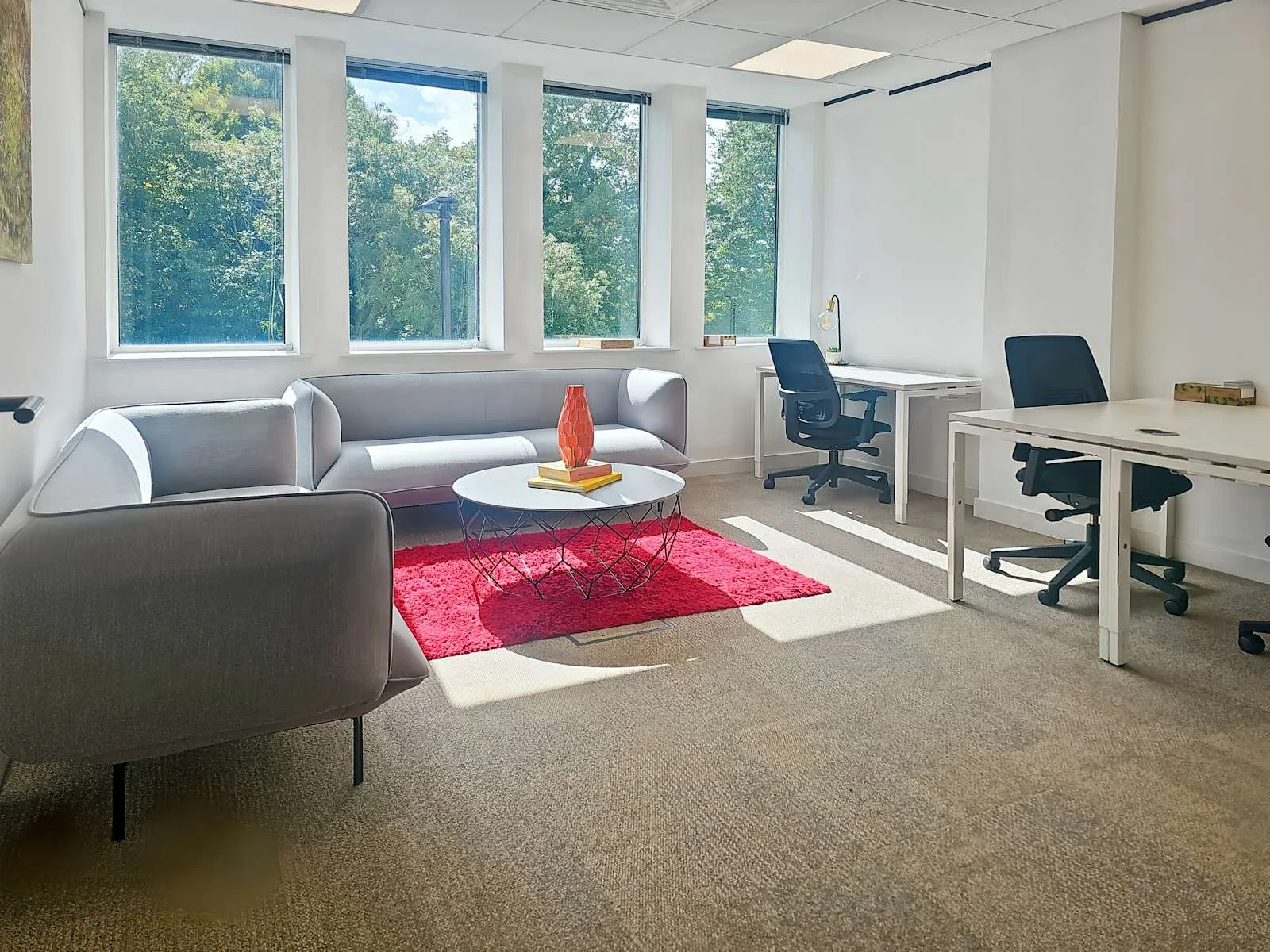 Regus SOUTHAMPTON, Cumberland Place, Private office, 3 desks, Southampton