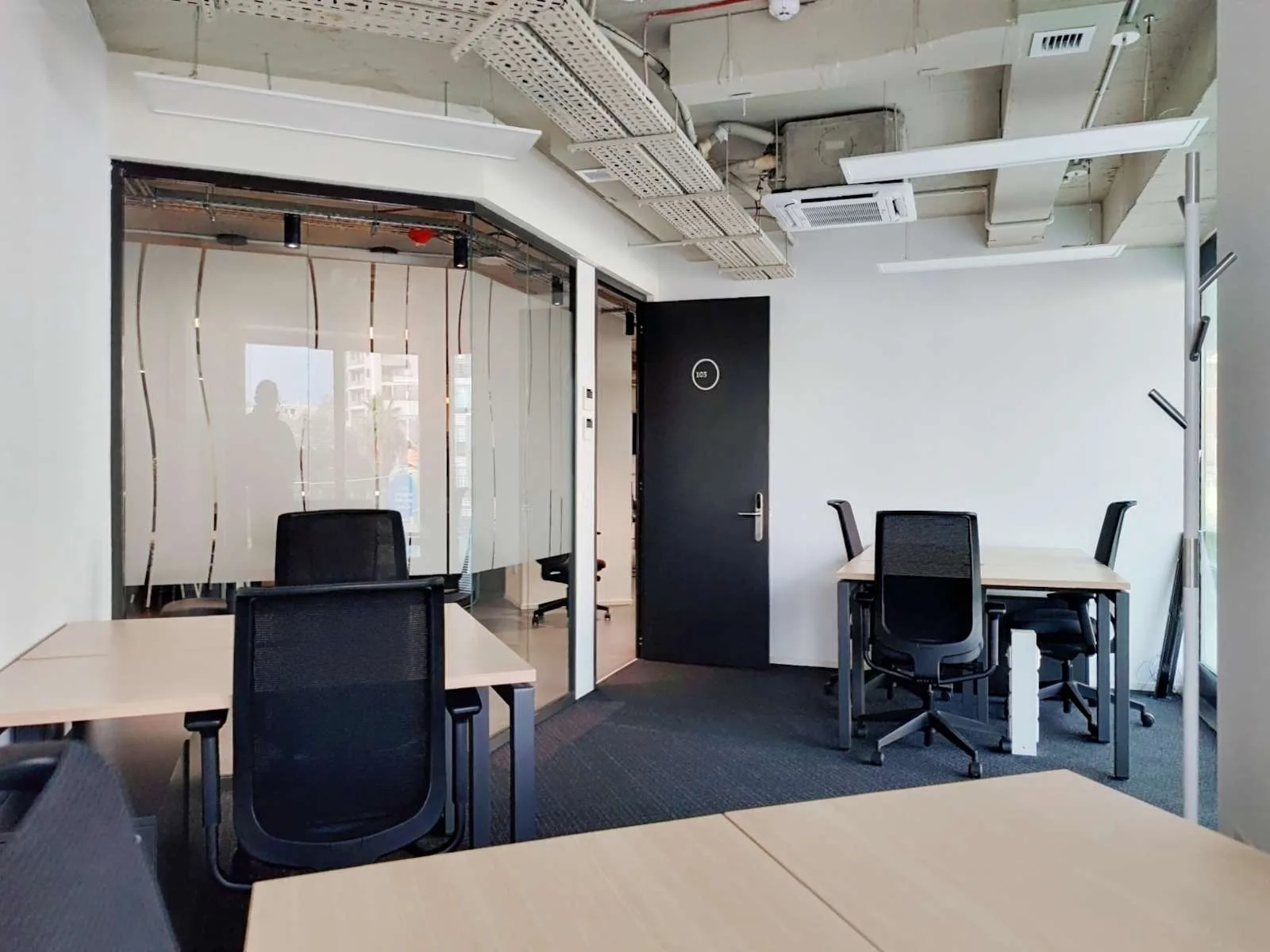 Regus ST JULIAN'S, Swieqi Junction, Private office, 6 desks, St Julian's