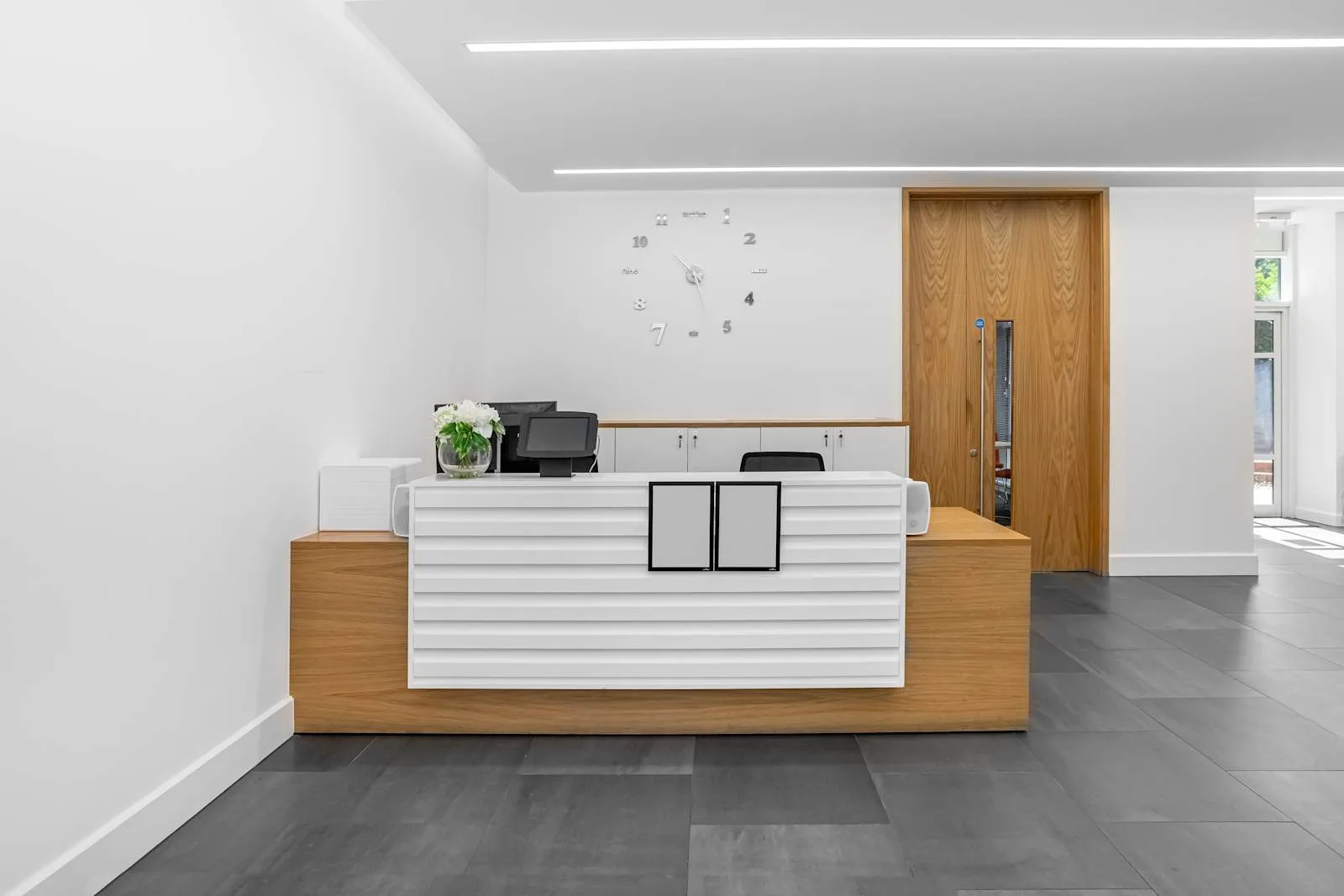 Regus STAINES,  Rourke House, Reception, Staines-upon-Thames