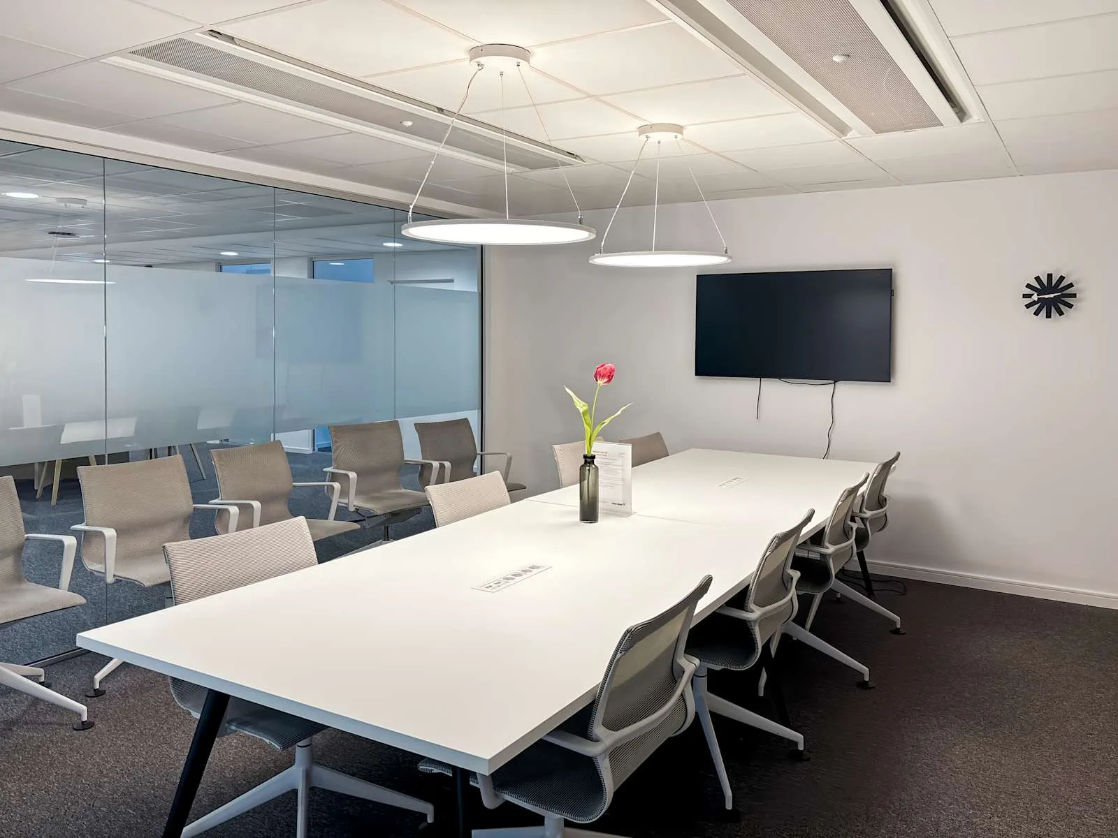 Regus Stockholm, Alvik, Meeting room for 10 people, Stockholm