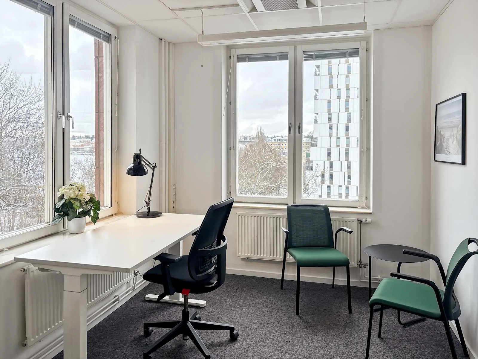 Regus Stockholm, Alvik, Private office, 1 desk, Stockholm