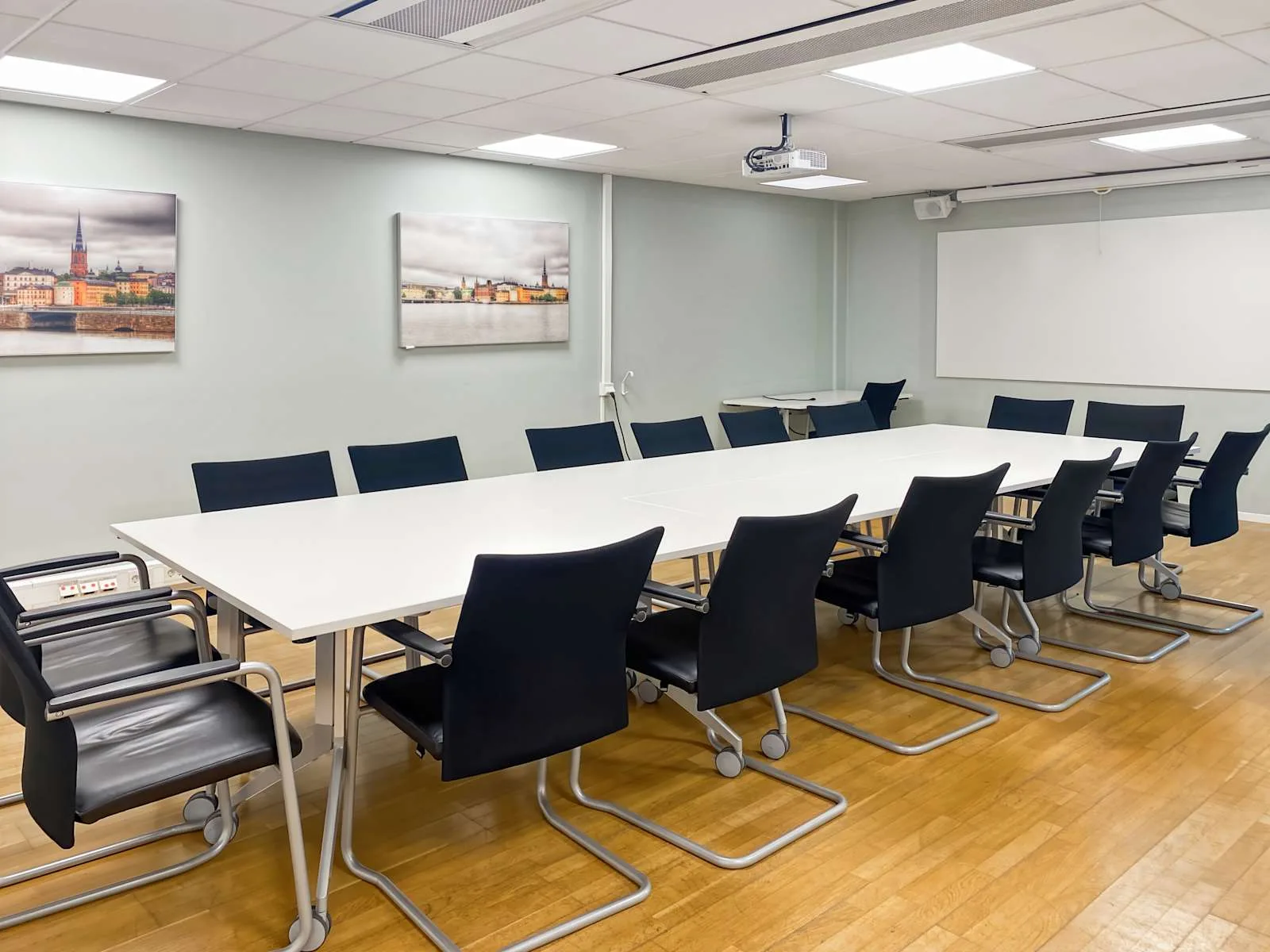 Regus Stockholm, Solna Business Park, Mötesrum för 16 personer, Solna