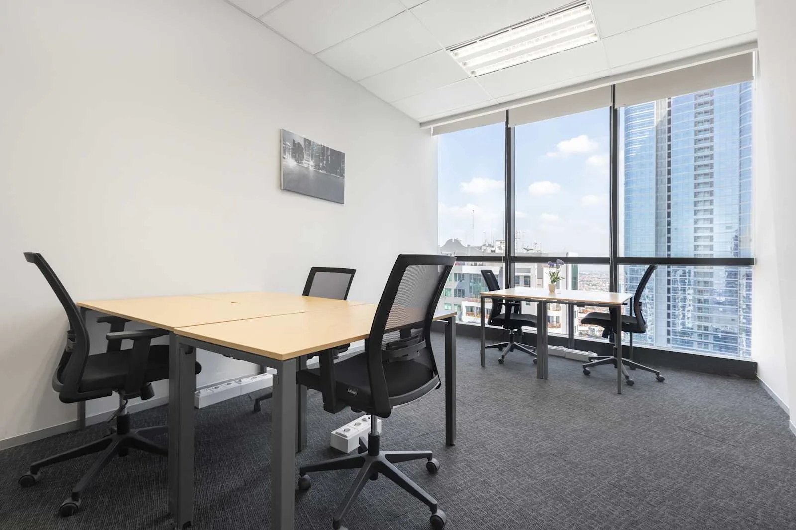 Regus SURABAYA, Pakuwon Centre, Private office, 5 desks, Surabaya