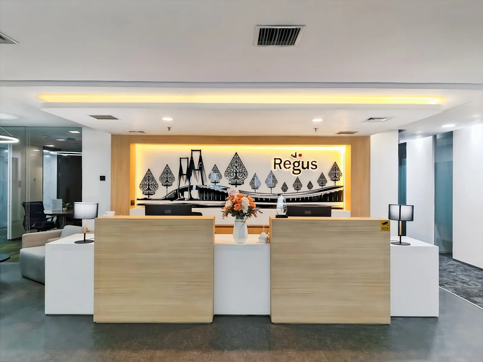 Regus Surabaya, Sinarmas Land Plaza, Reception, Surabaya