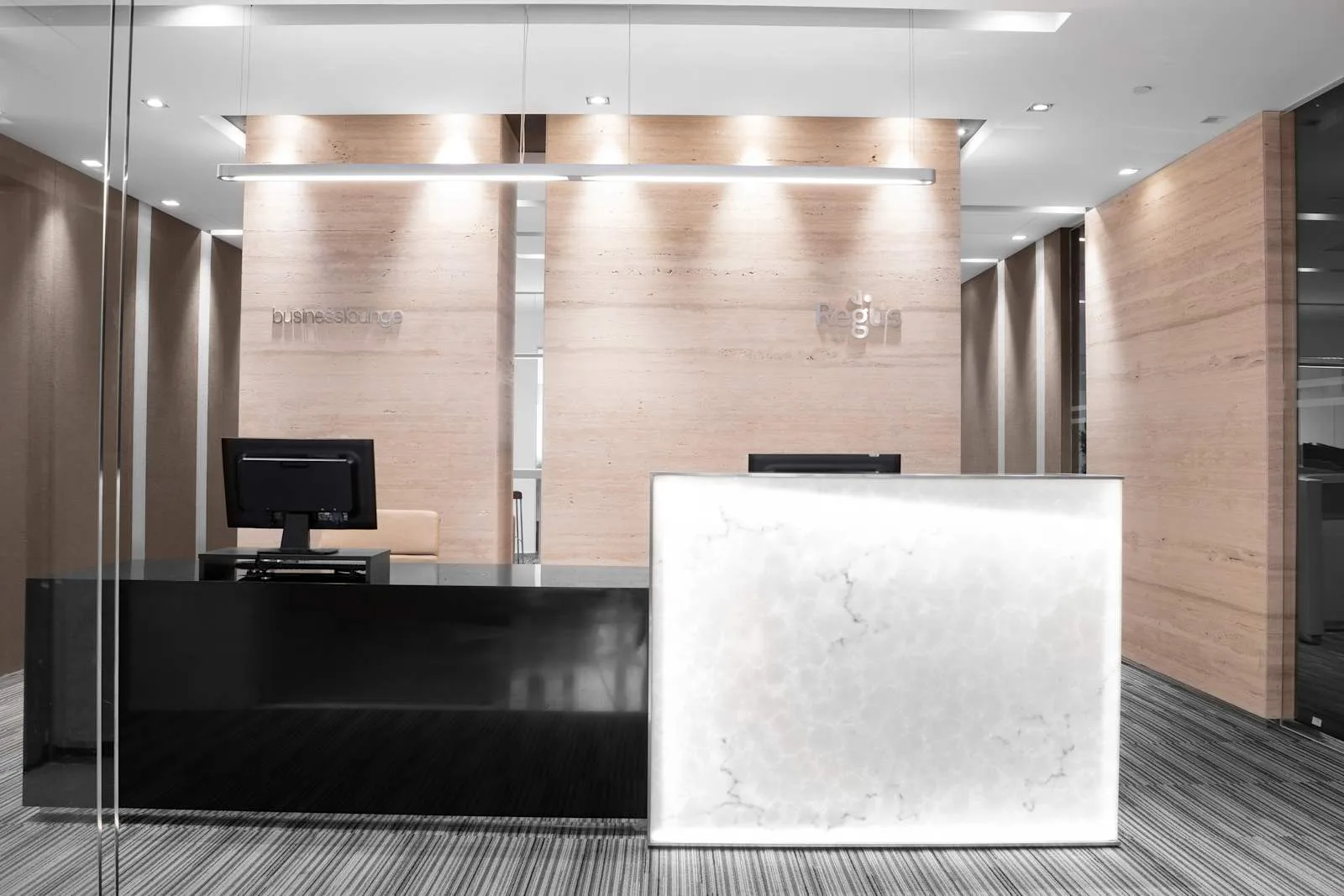 Regus TAIPEI, Hsin Ji, Reception, Taipei