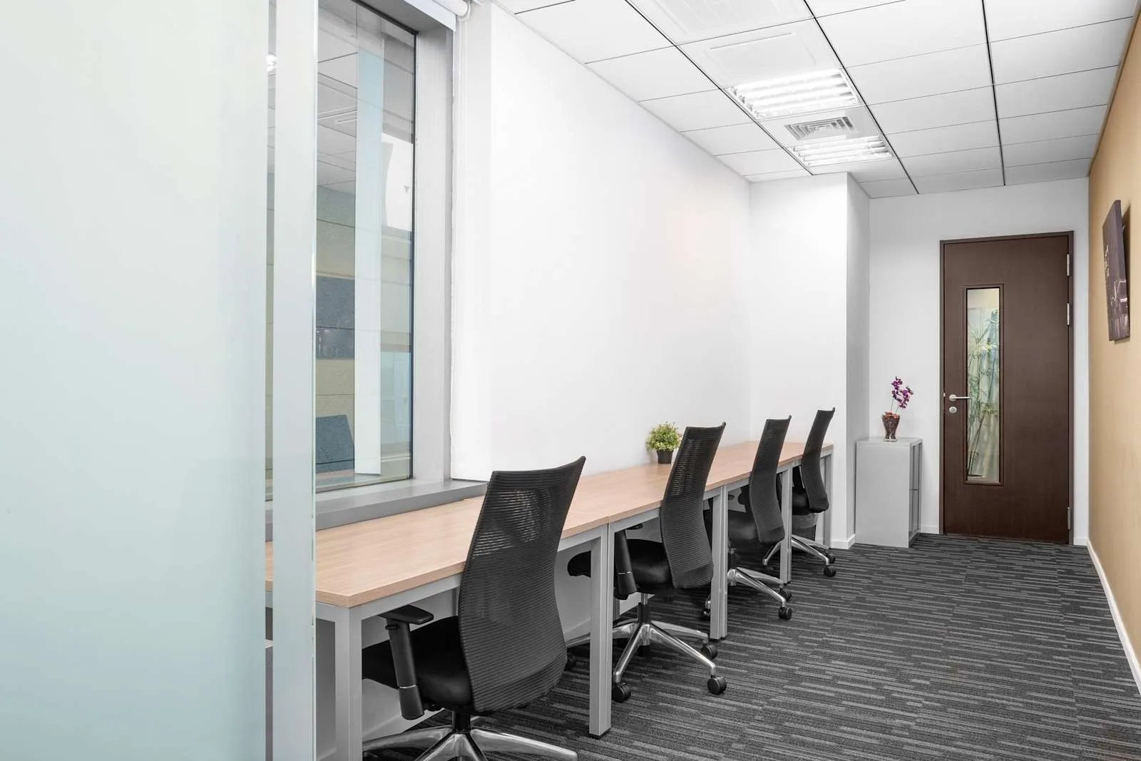 Regus TAIPEI, Hsin Ji, Private office, 4 desks, Taipei